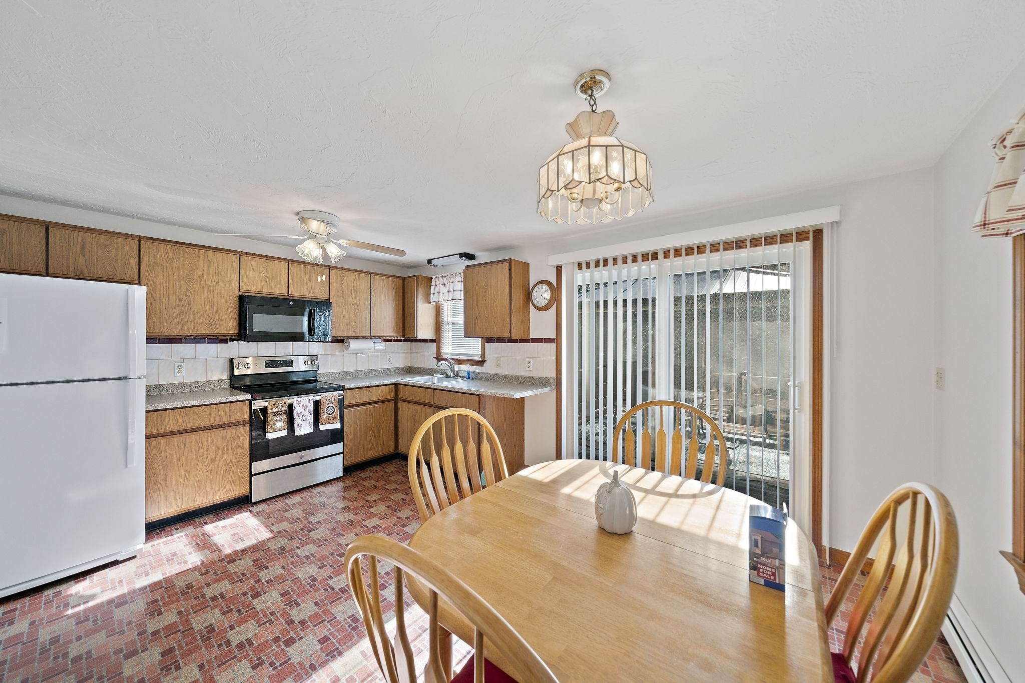 19 Deer Hollow Rd. Property Photo 7