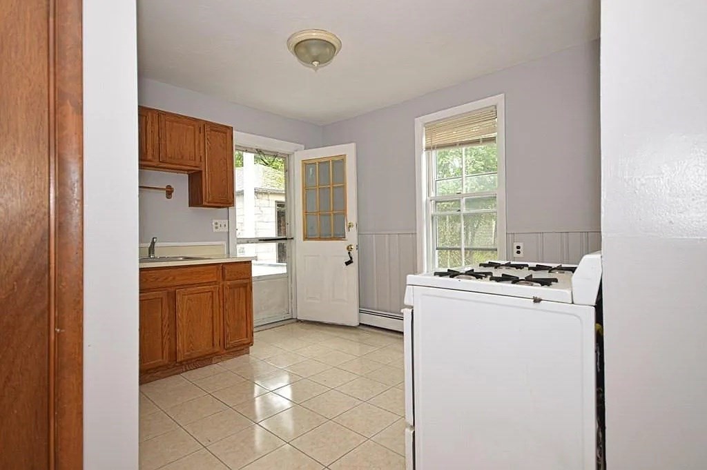 38 Water # 1R Property Photo 1