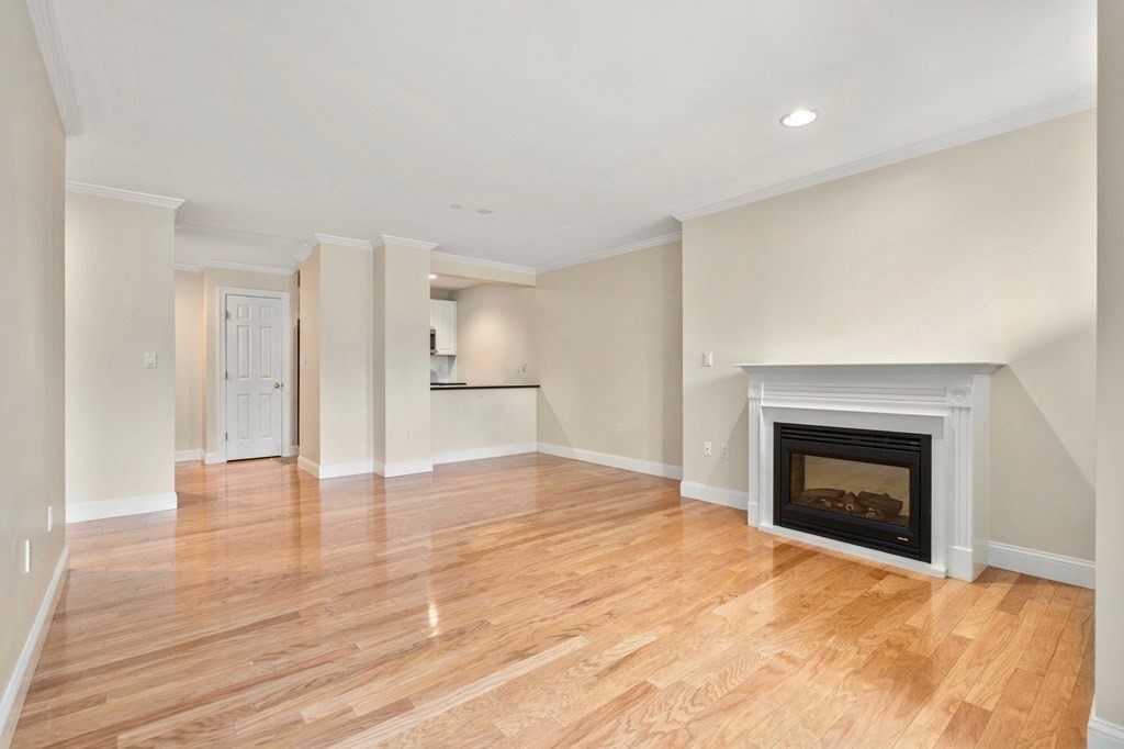 73 Chelsea St # 104 Property Photo 3