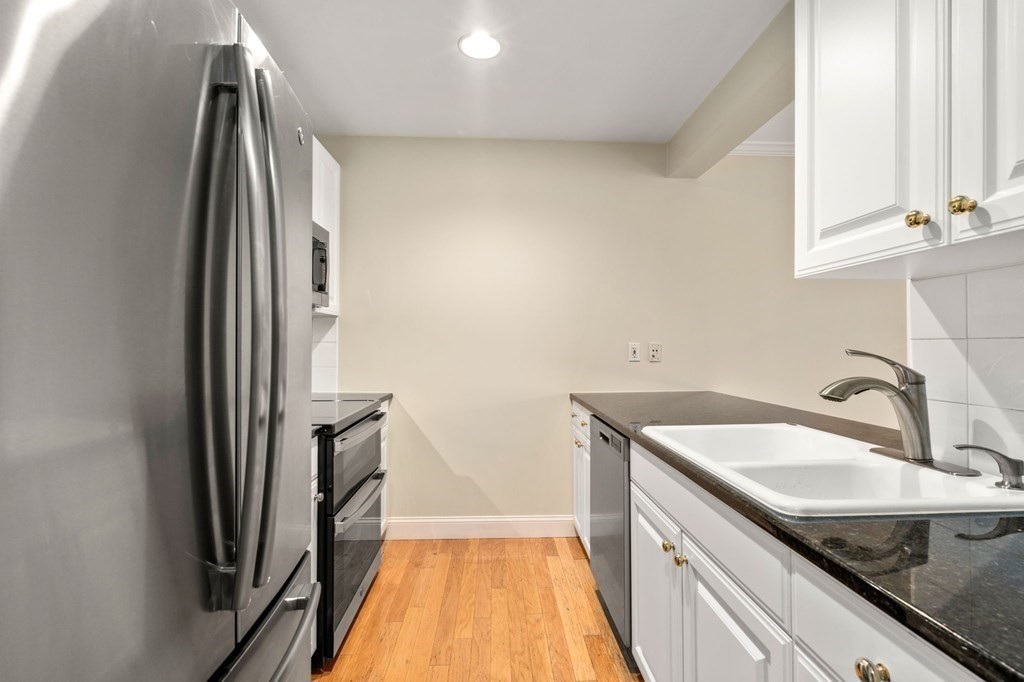 73 Chelsea St # 104 Property Photo 7