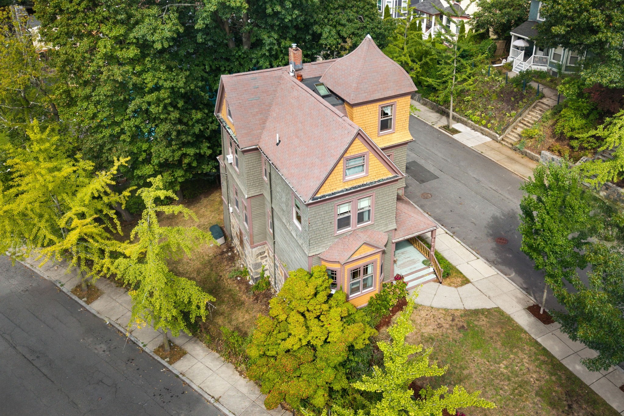 101 Ashmont St Property Photo 4