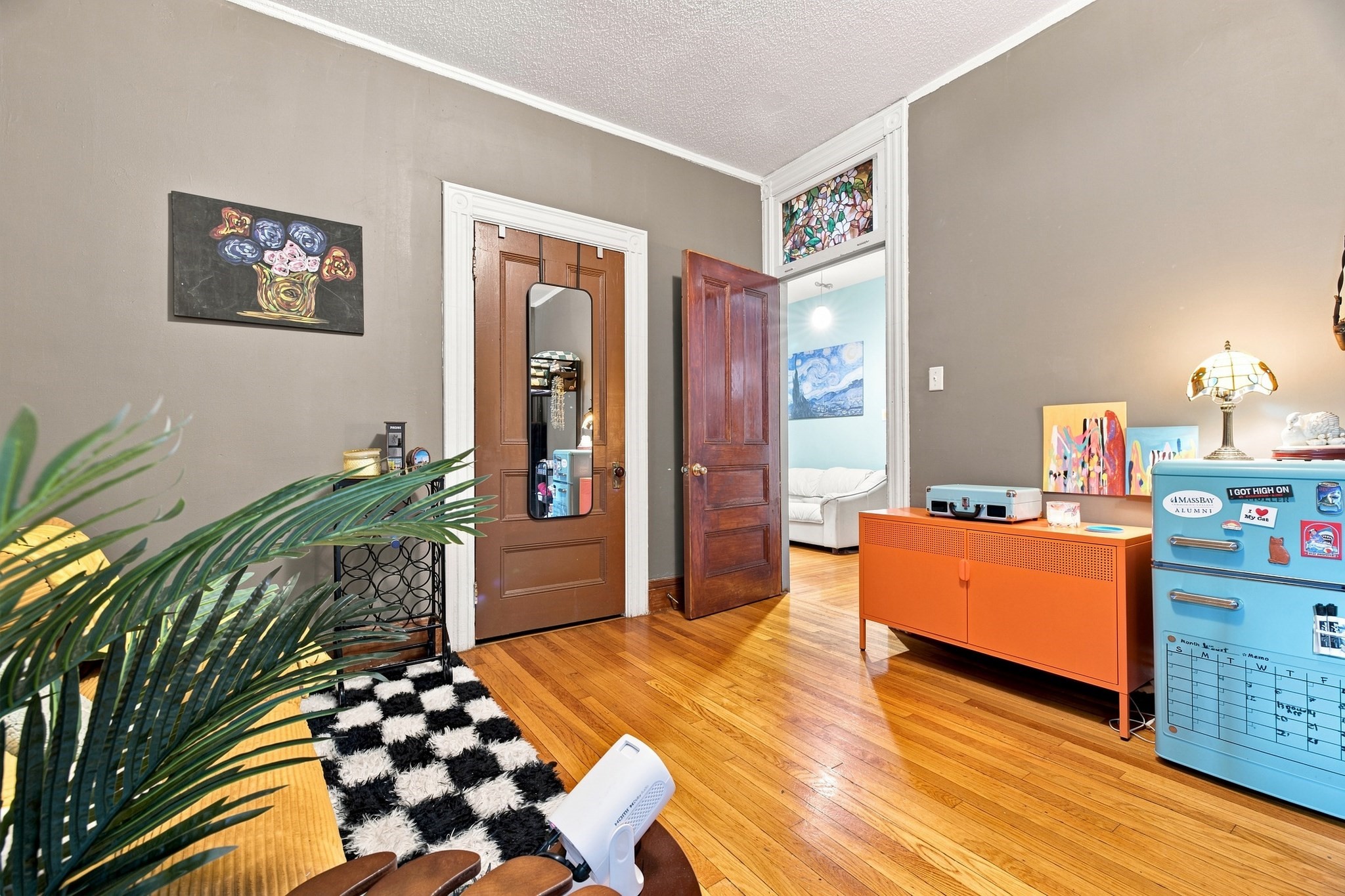 472 Warren Street Property Photo 3