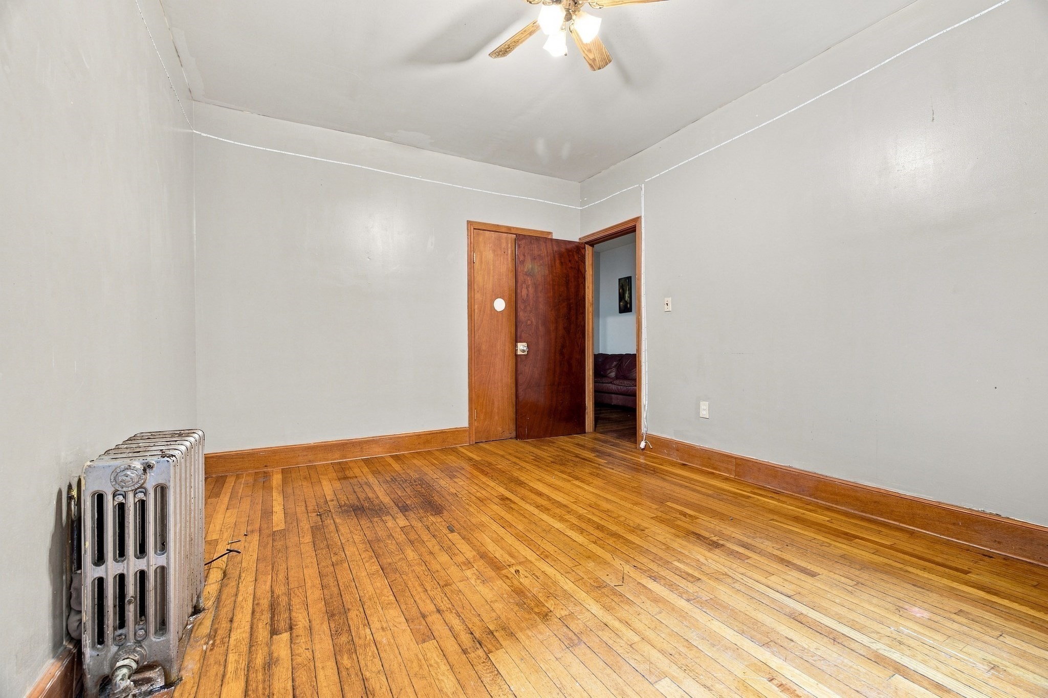 472 Warren Street Property Photo 19