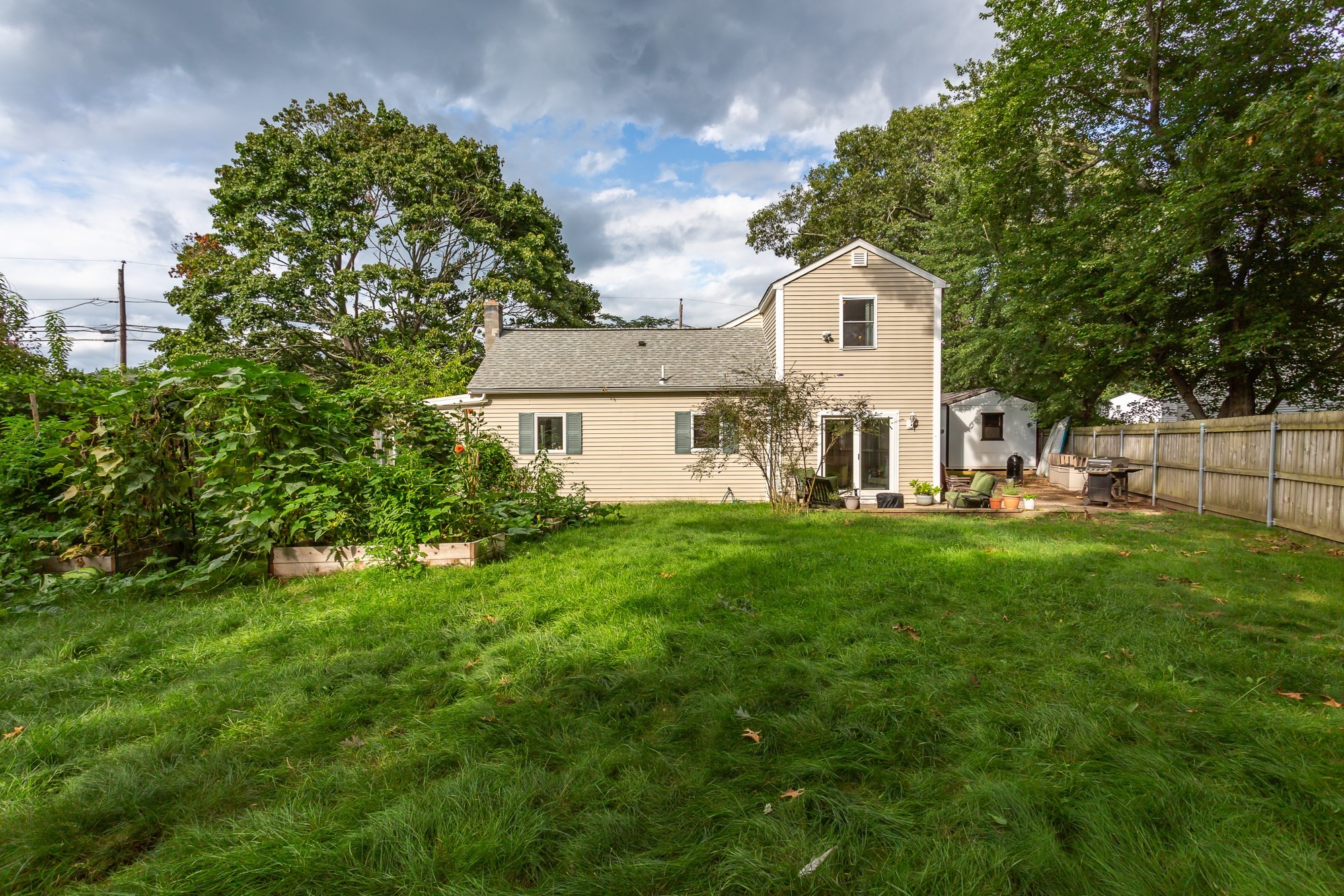 719 Warren Ave Property Photo 32