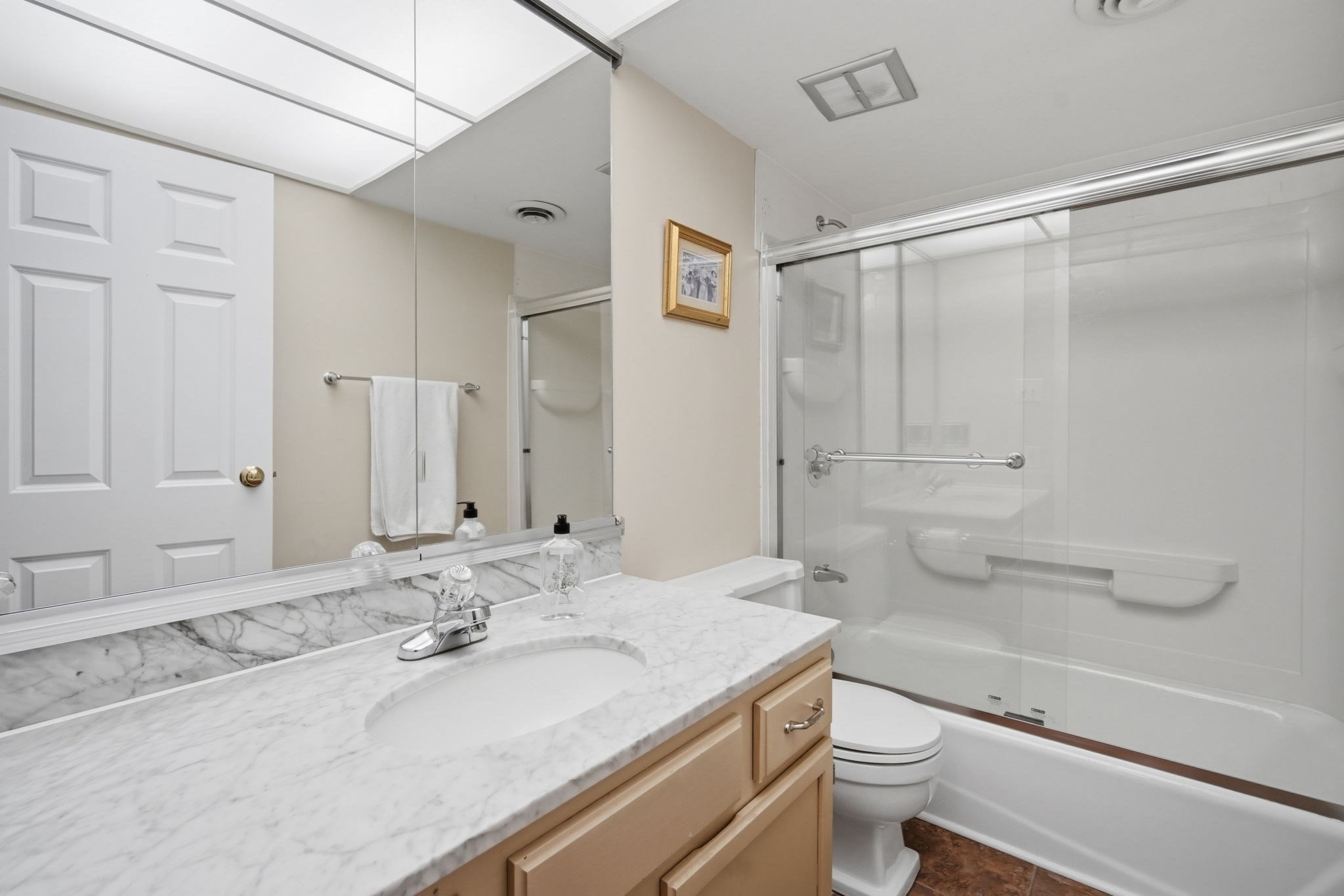 37 Williamsburg Dr # 37 Property Photo 19