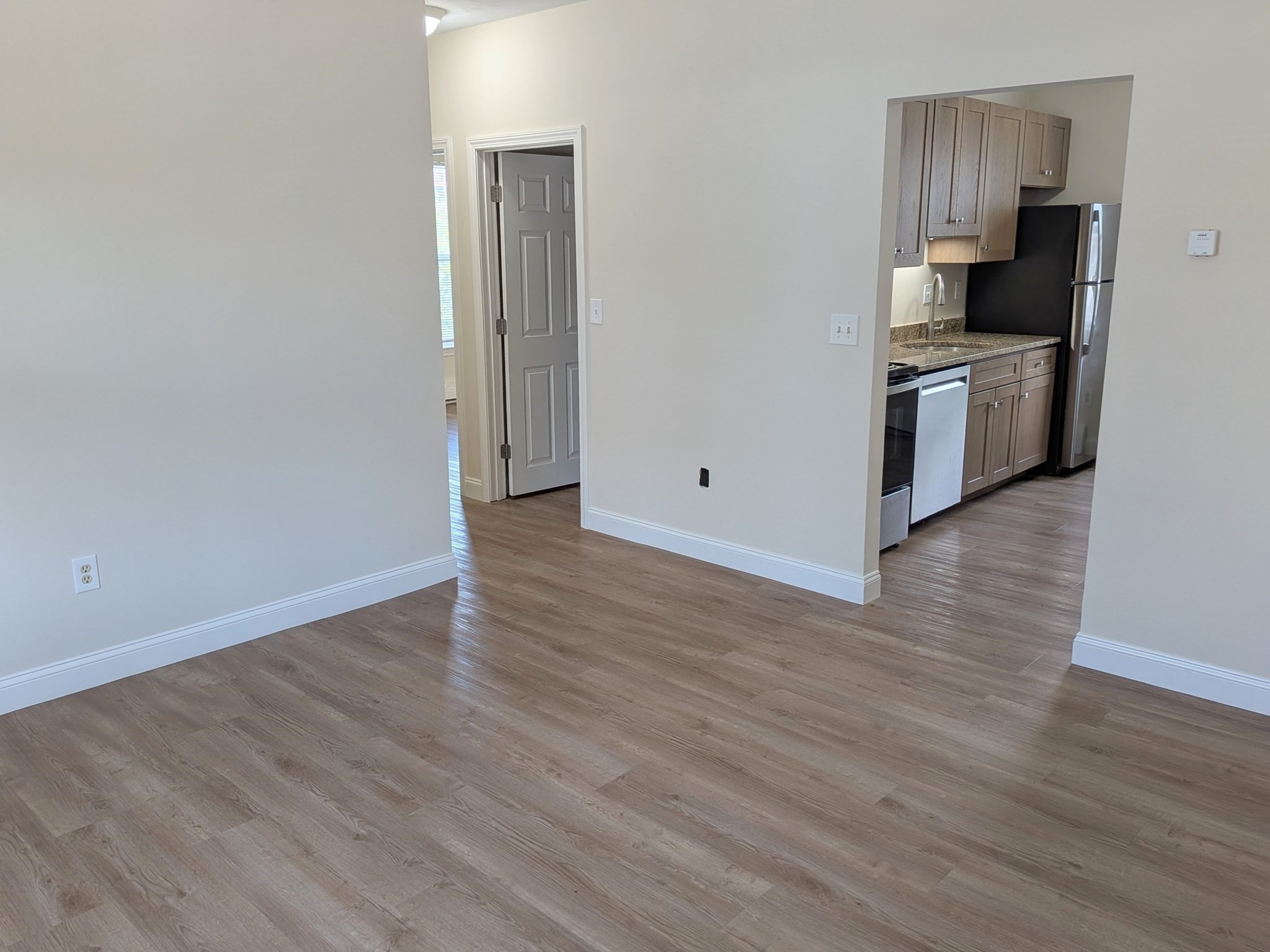146 Pine St # 1 Property Photo 6