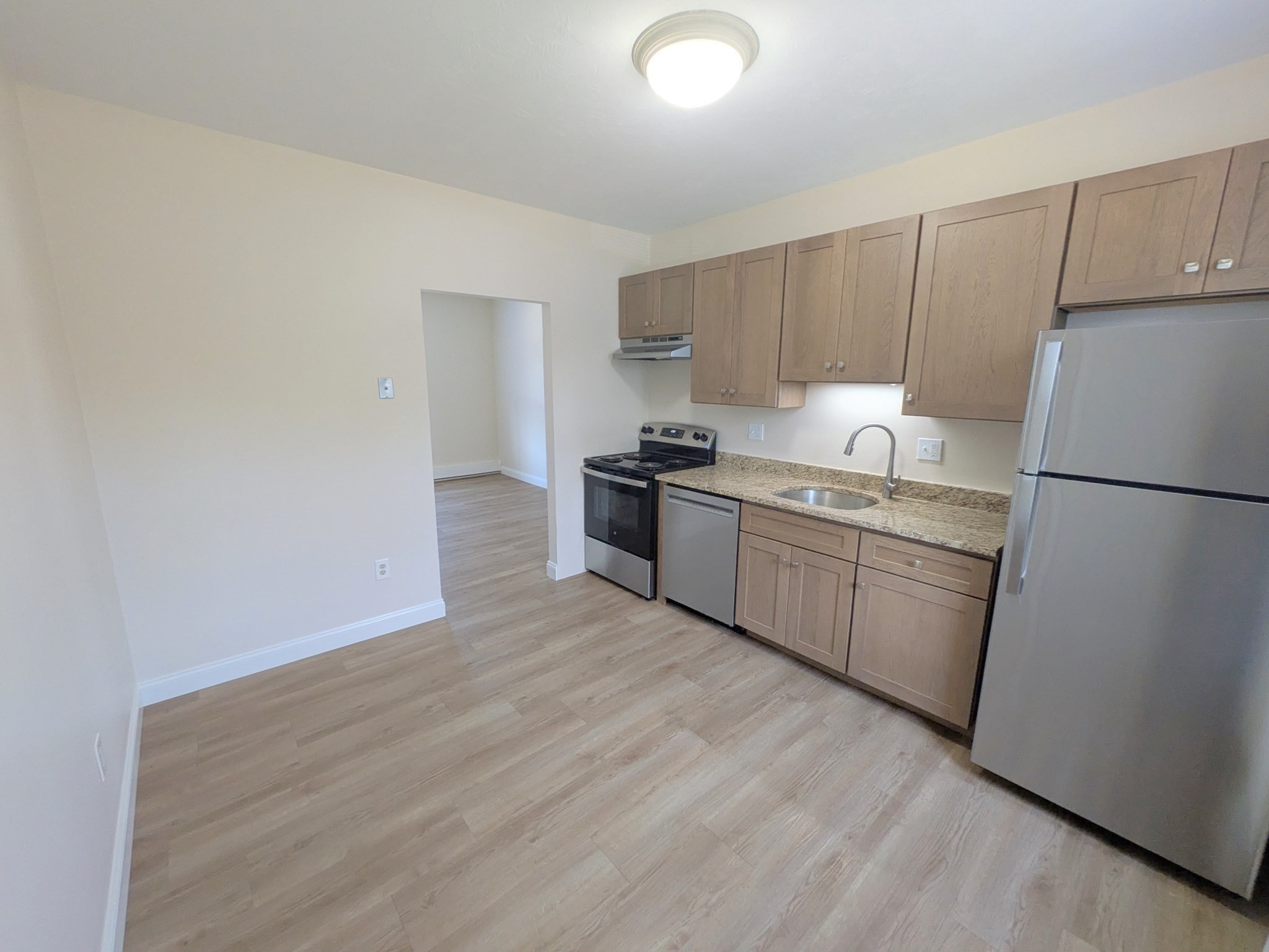 146 Pine St # 1 Property Photo 10