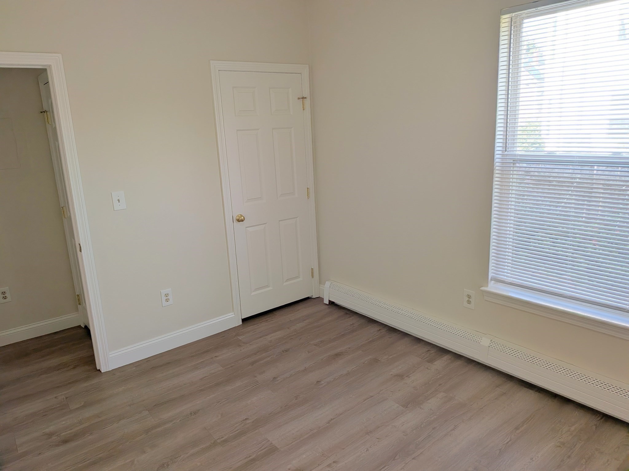 146 Pine St # 1 Property Photo 14