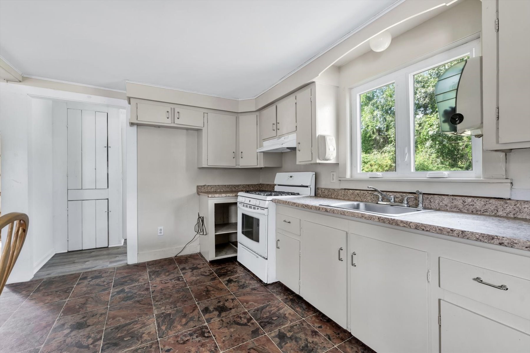 4 Cherry Street Property Photo 16