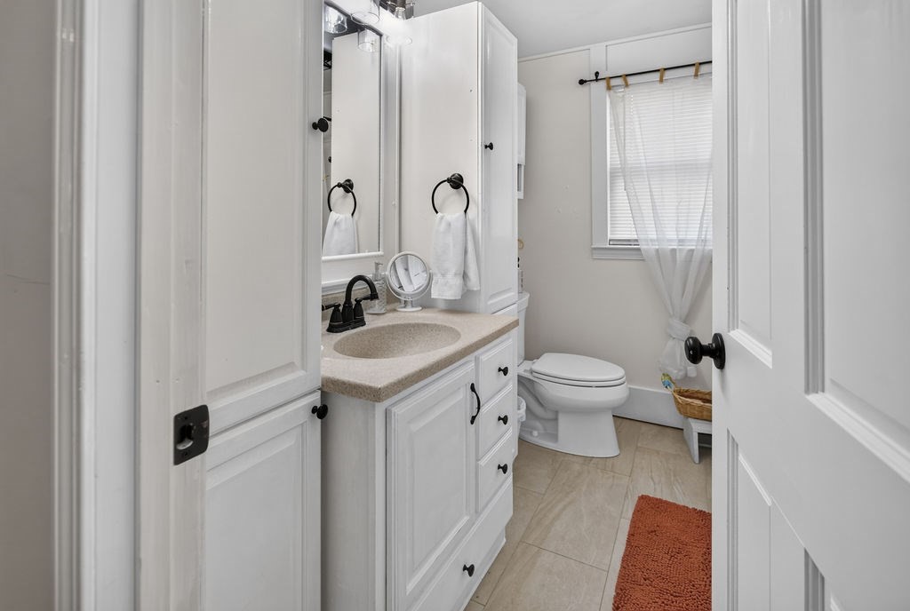63 Asiaf Way Property Photo 12
