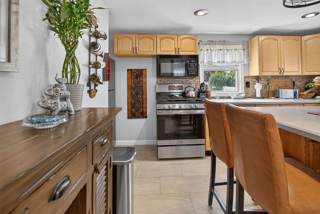 63 Asiaf Way Property Photo 19