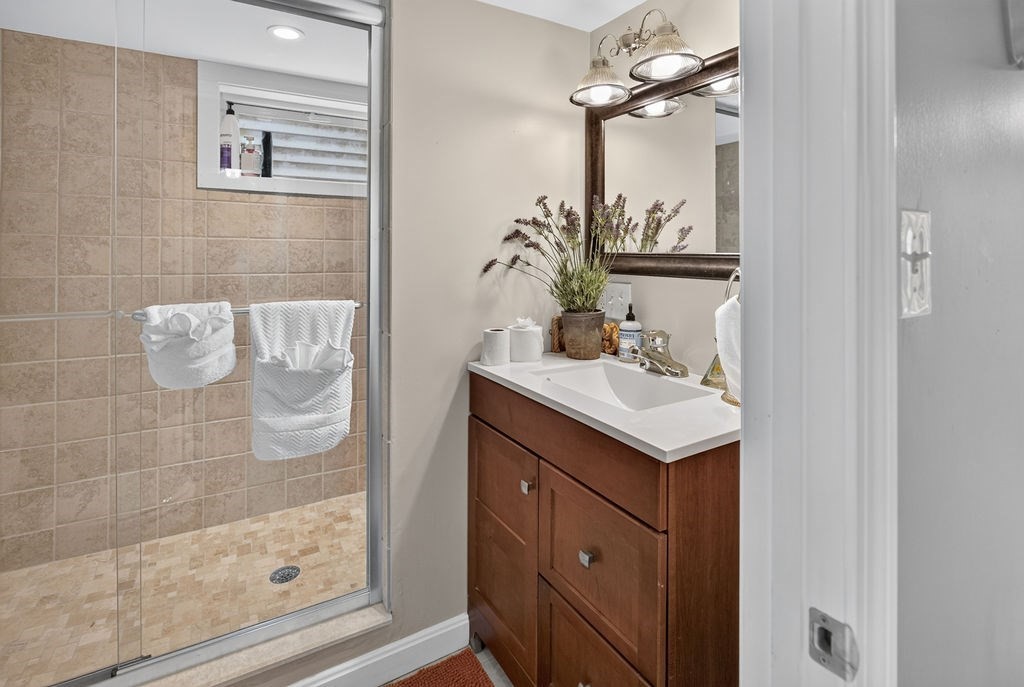 63 Asiaf Way Property Photo 29