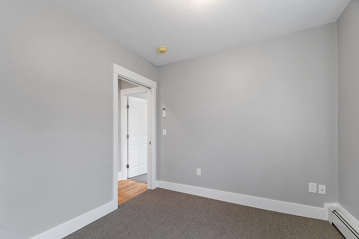 20 Holt Rd # 2 Property Photo 9