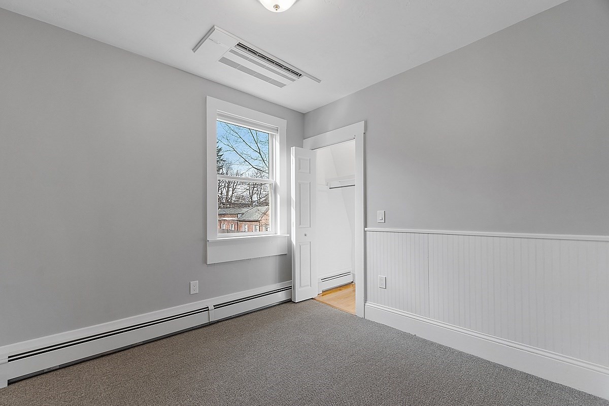 20 Holt Rd # 2 Property Photo 10