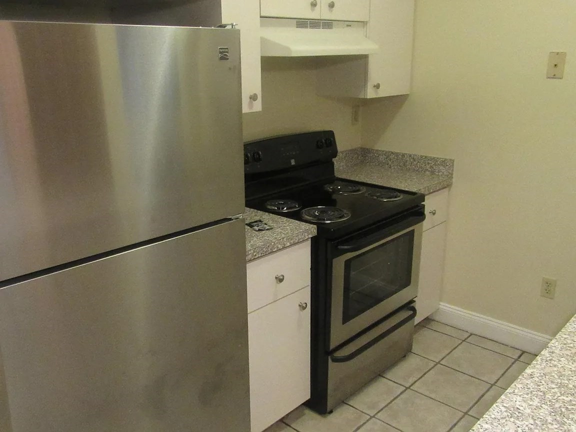 452 Hanover # 102 Property Photo 12