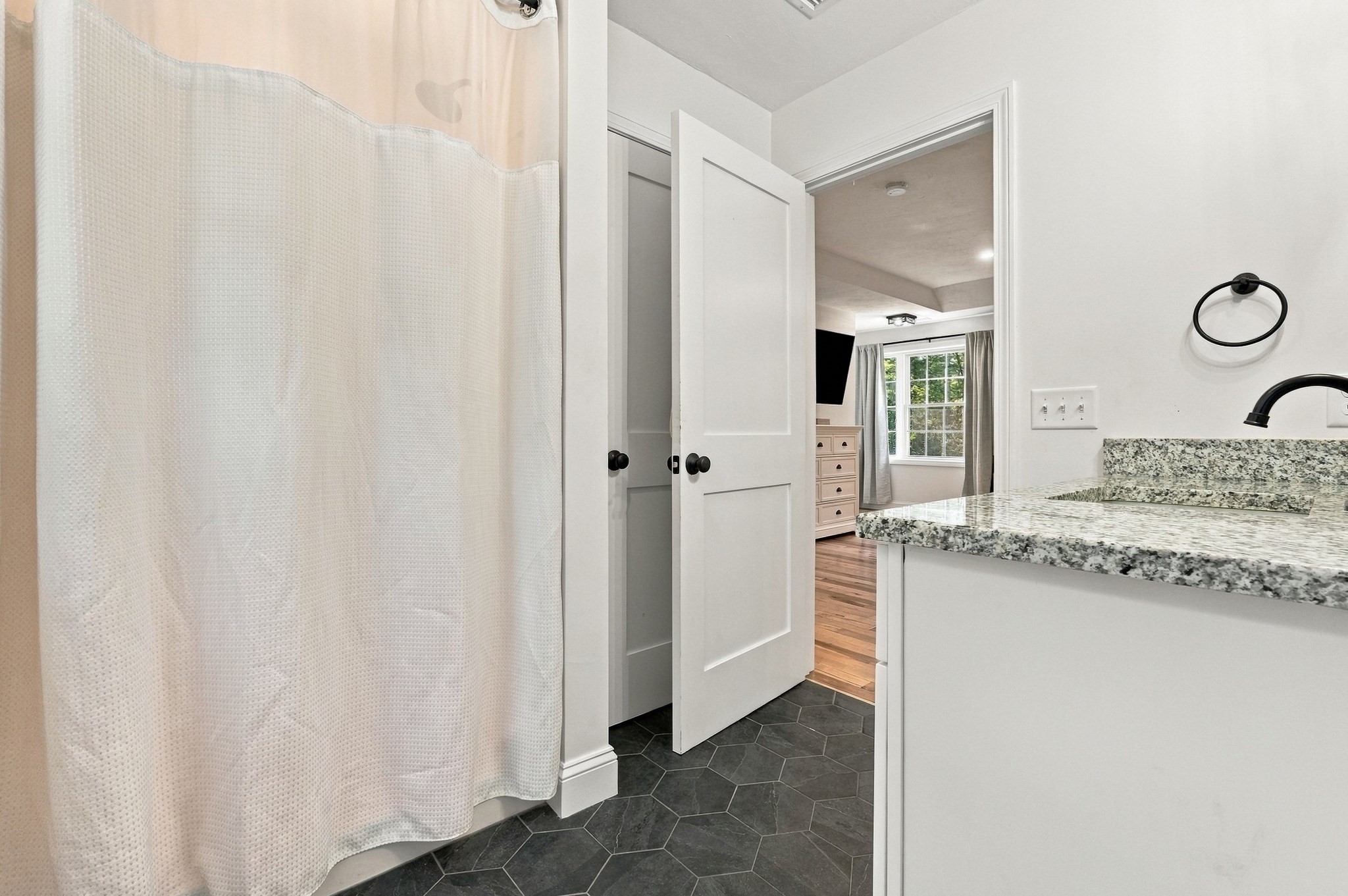 26 Indian Street Property Photo 21