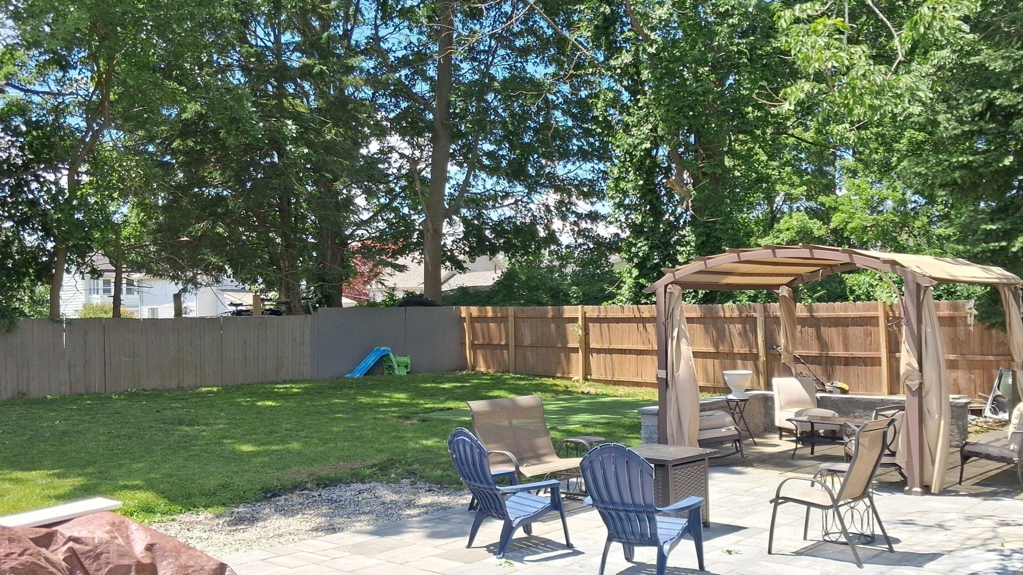 90 School St Property Photo 14
