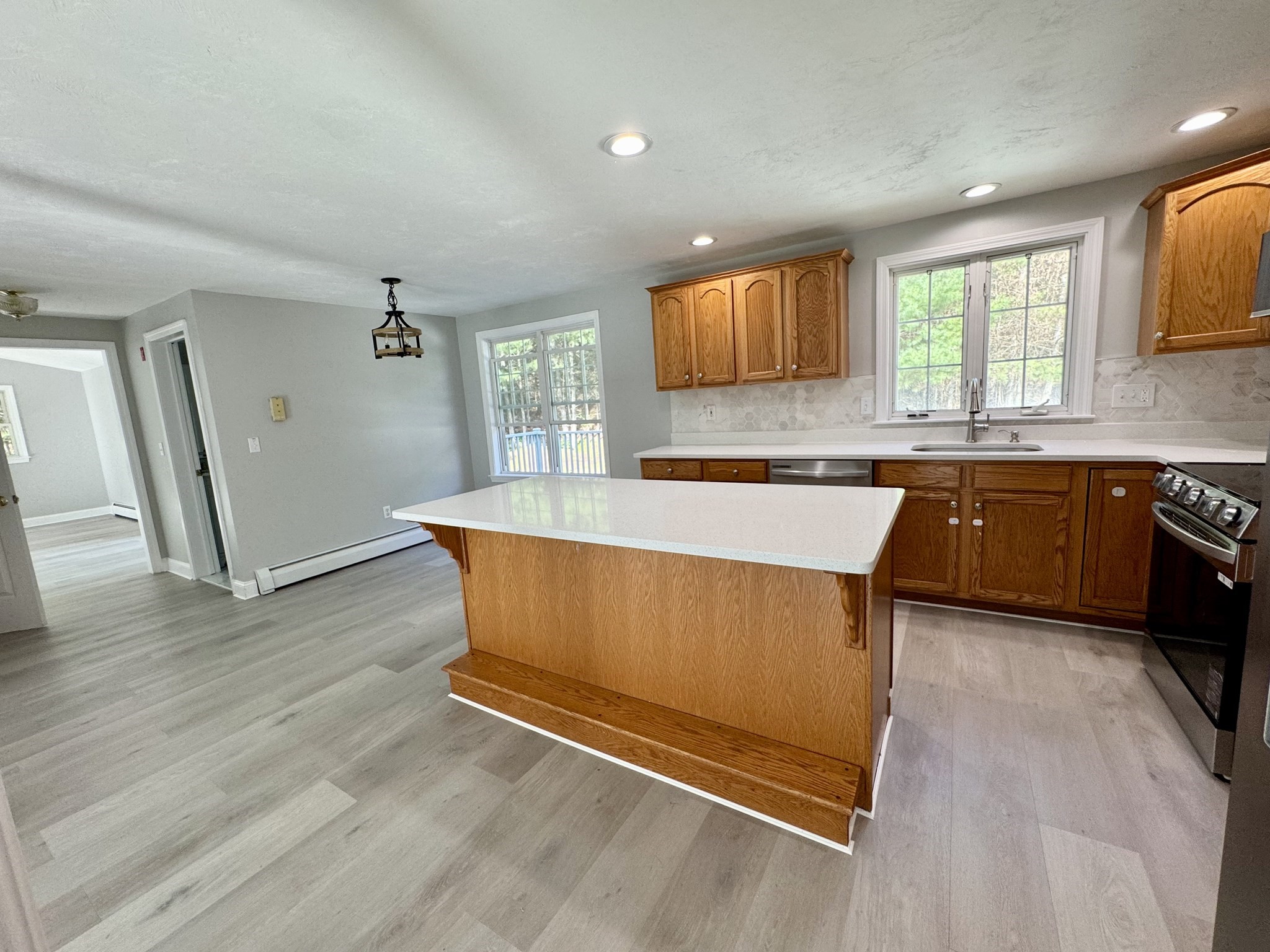 711 S Barre Road Property Photo 4