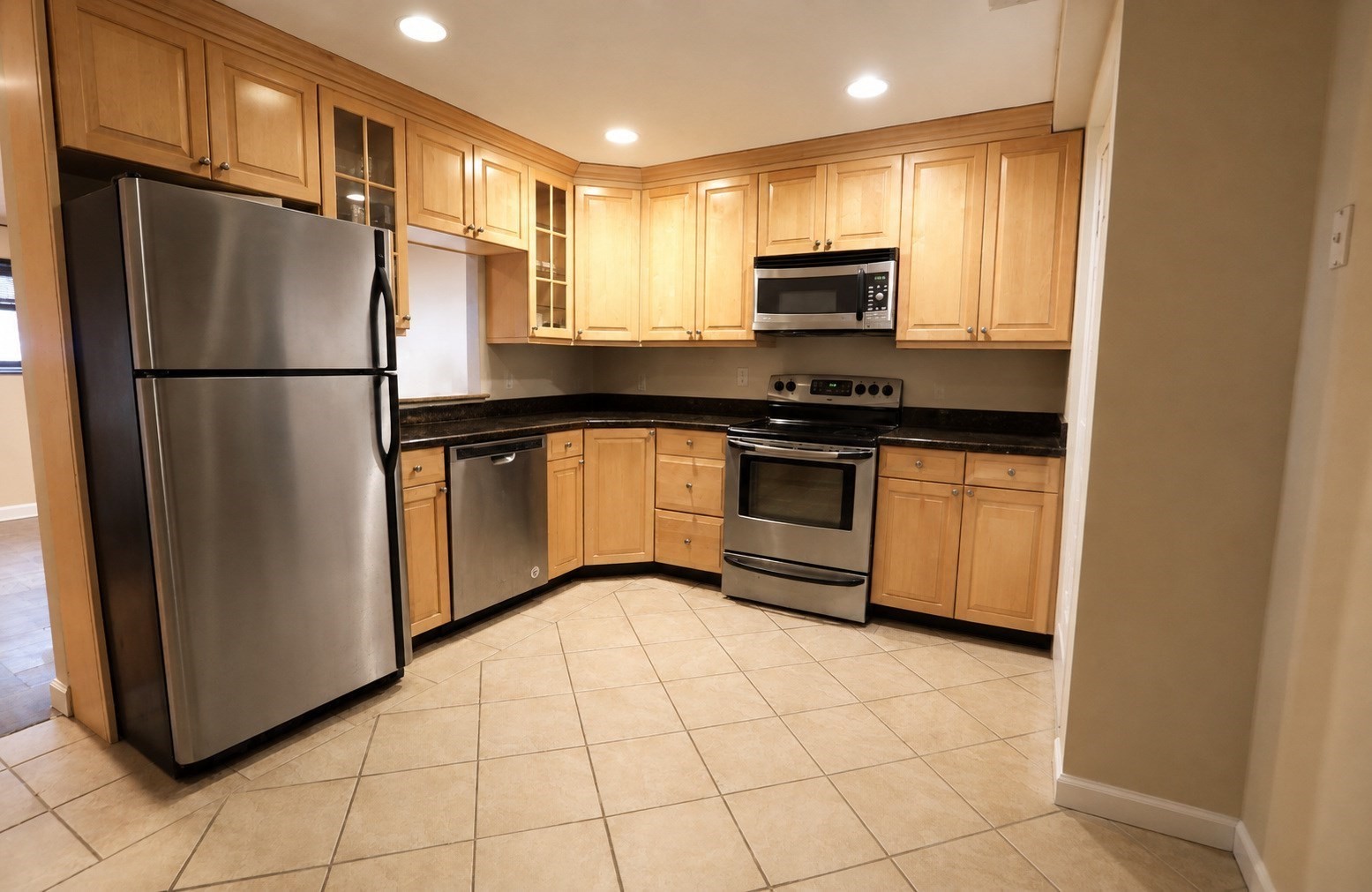 15 Walbridge # 9 Property Photo 1