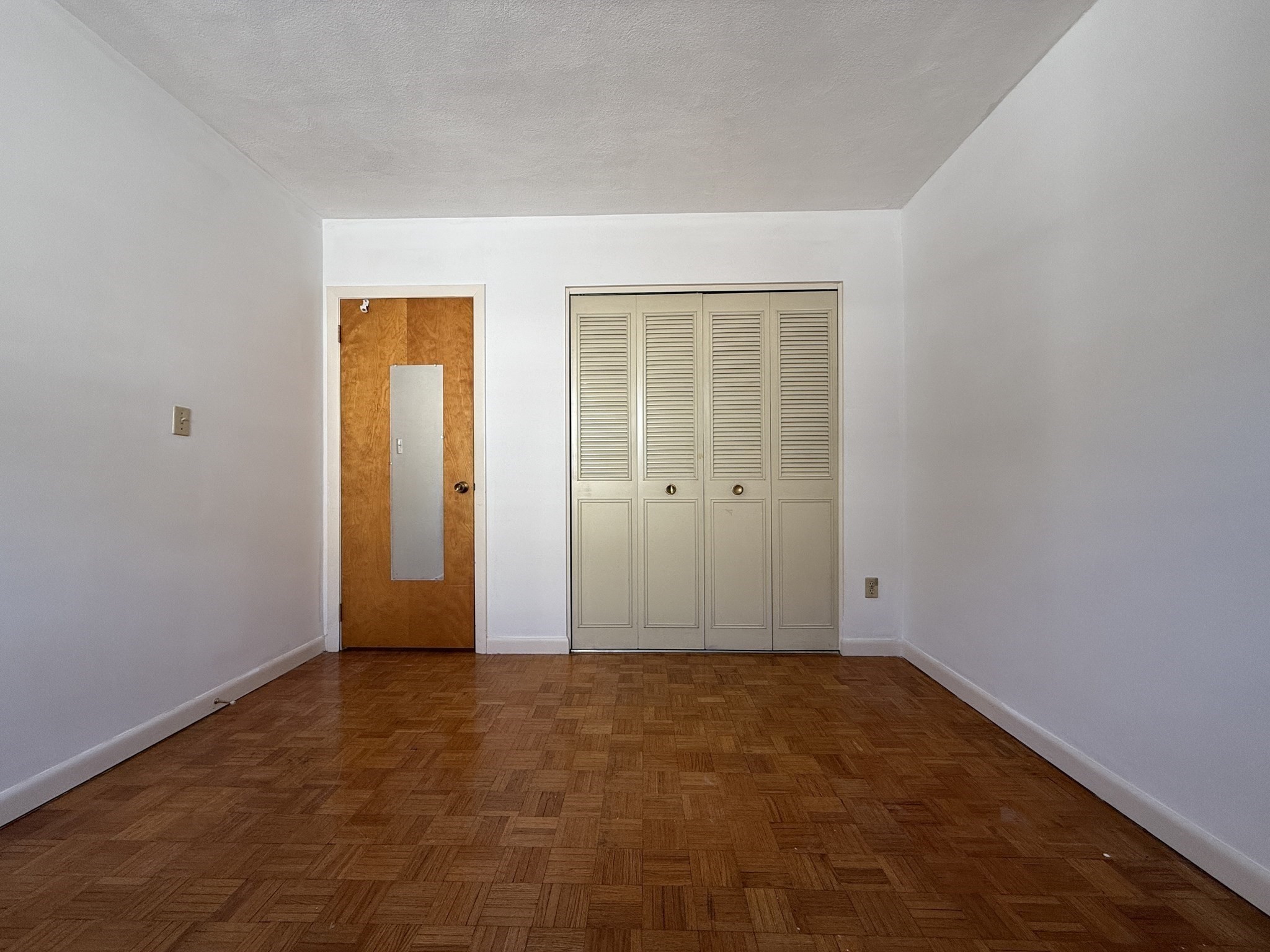 5050 Washington St # 553 Property Photo 16