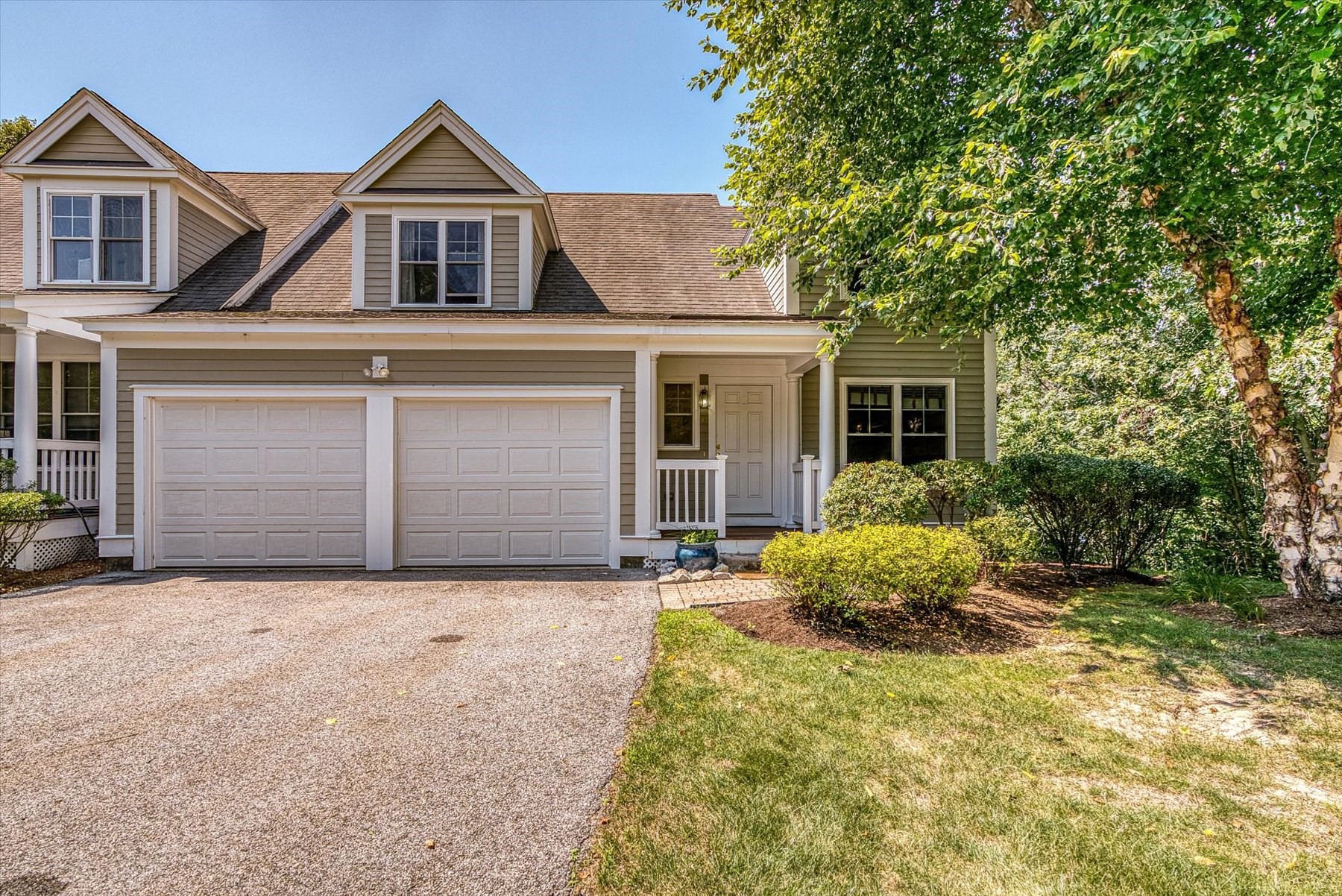 8 Paxton Ct # 8 Property Photo 1