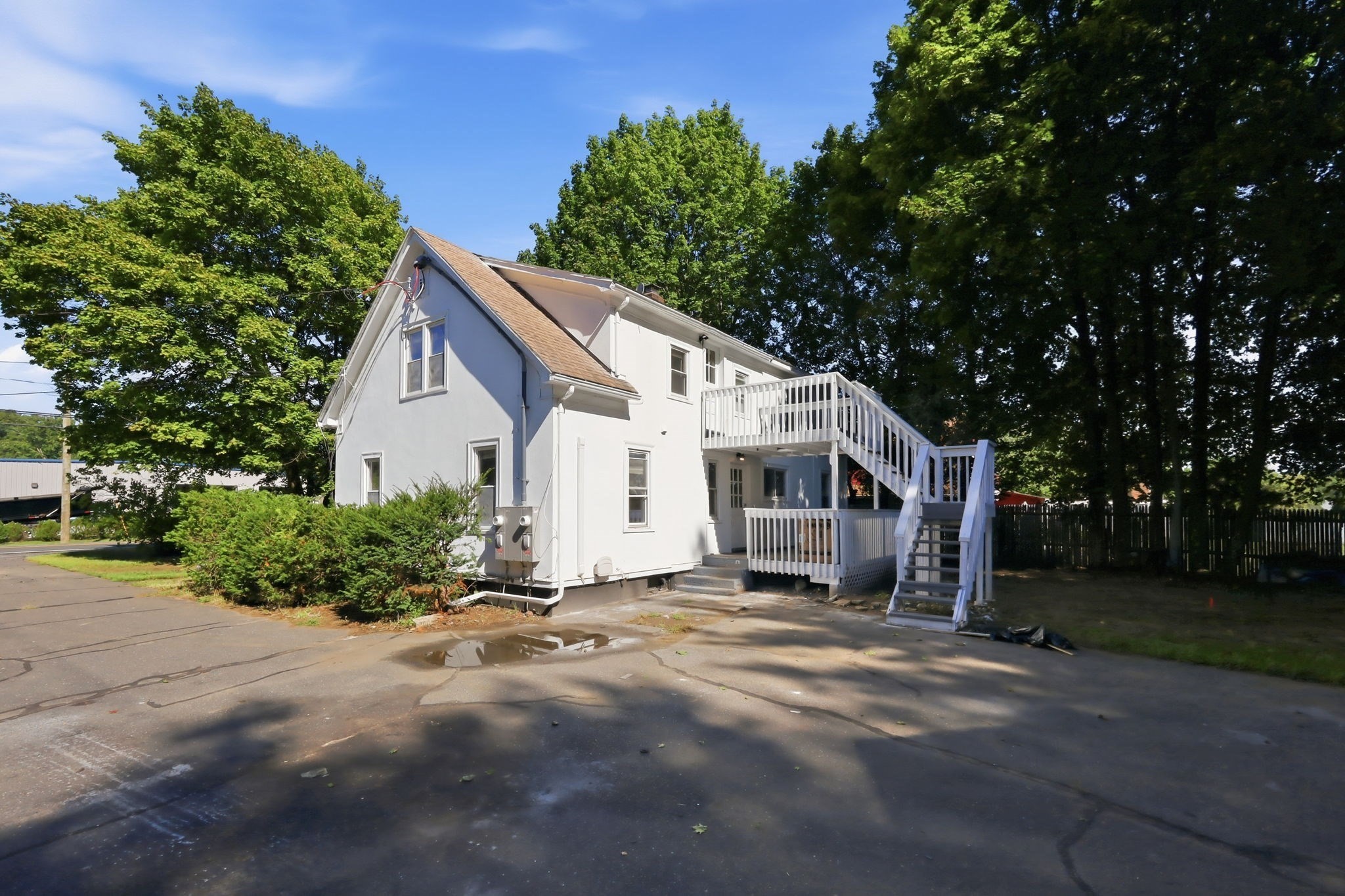 814 College Hwy Property Photo 3