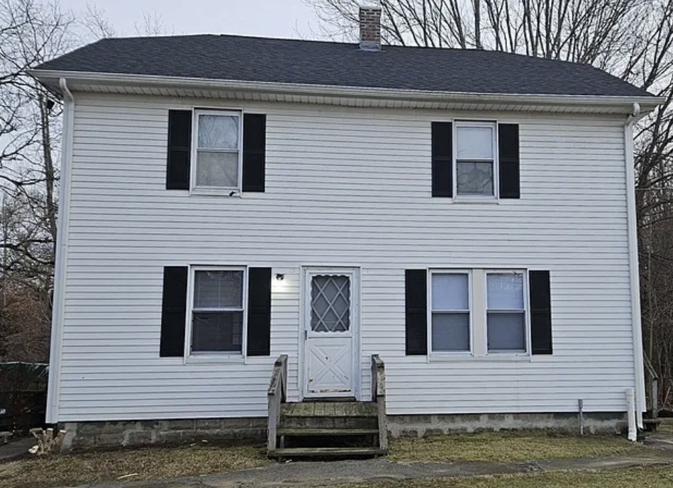 378 Boston Road W Property Photo 1