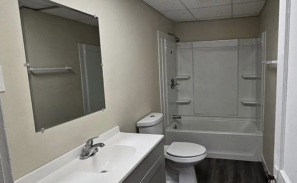 378 Boston Road W Property Photo 5