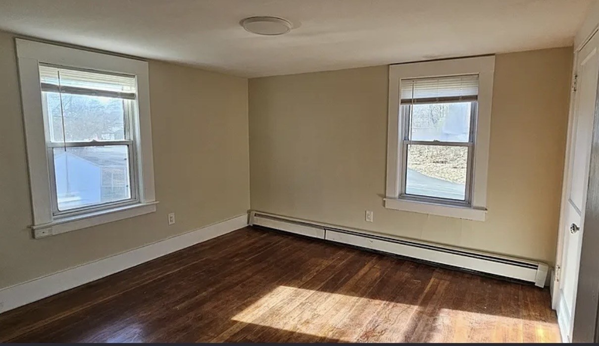 378 Boston Road W Property Photo 6