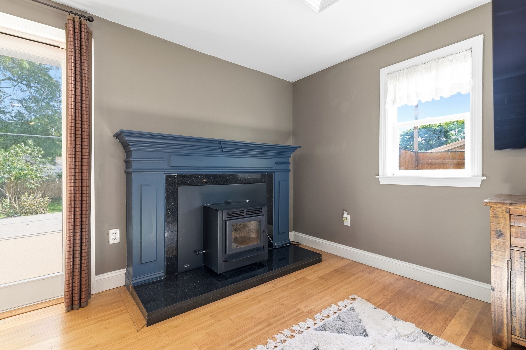25 Marie Ave. Property Photo 10