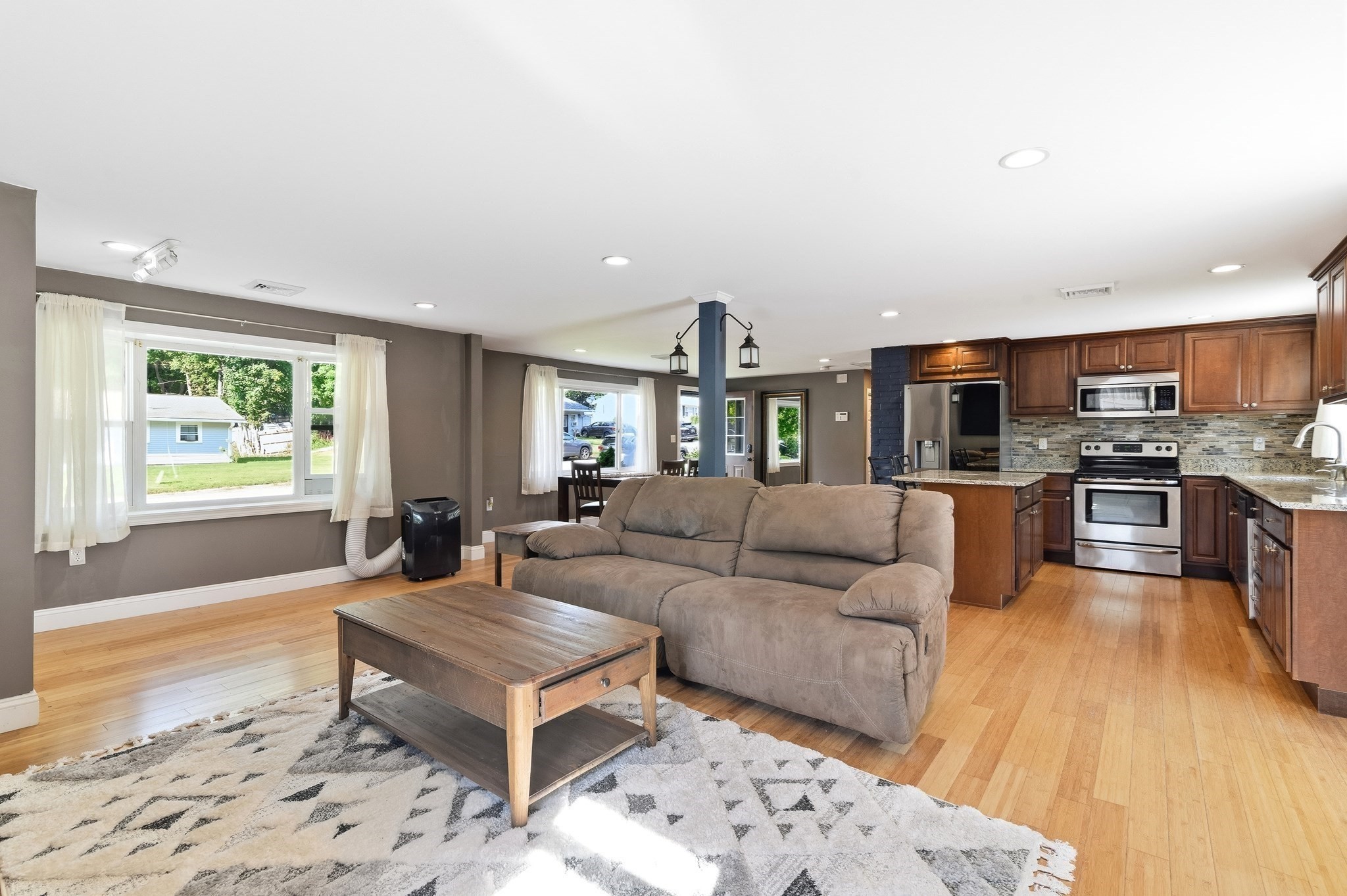 25 Marie Ave. Property Photo 12