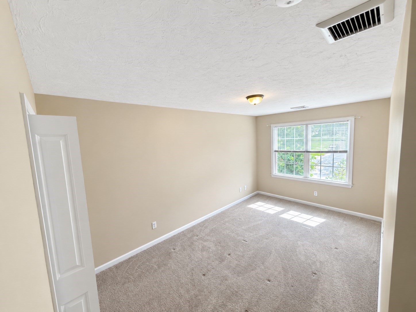 87 E Mountain St # 0 Property Photo 7