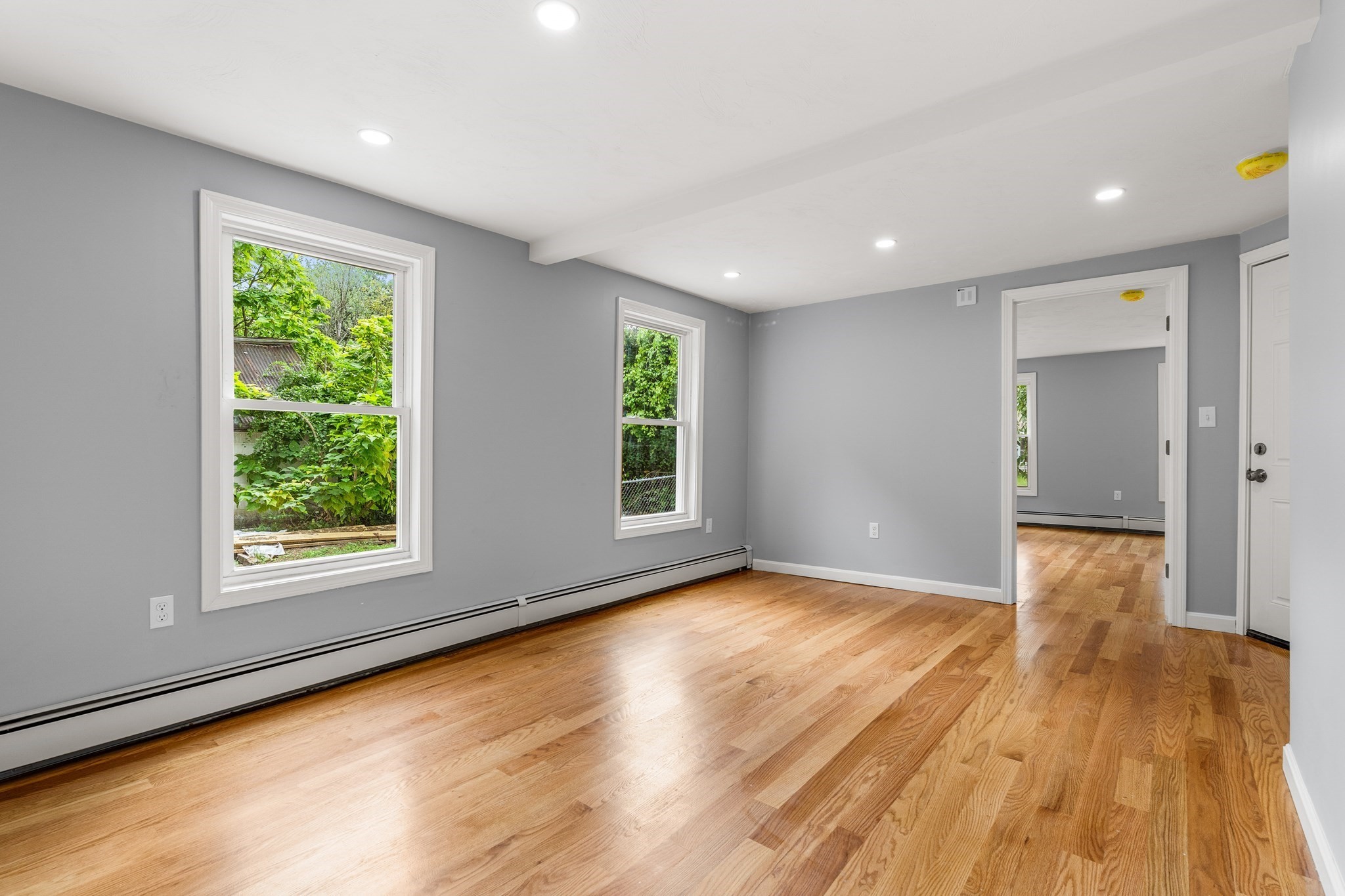 11 Lorenzo St Property Photo 3