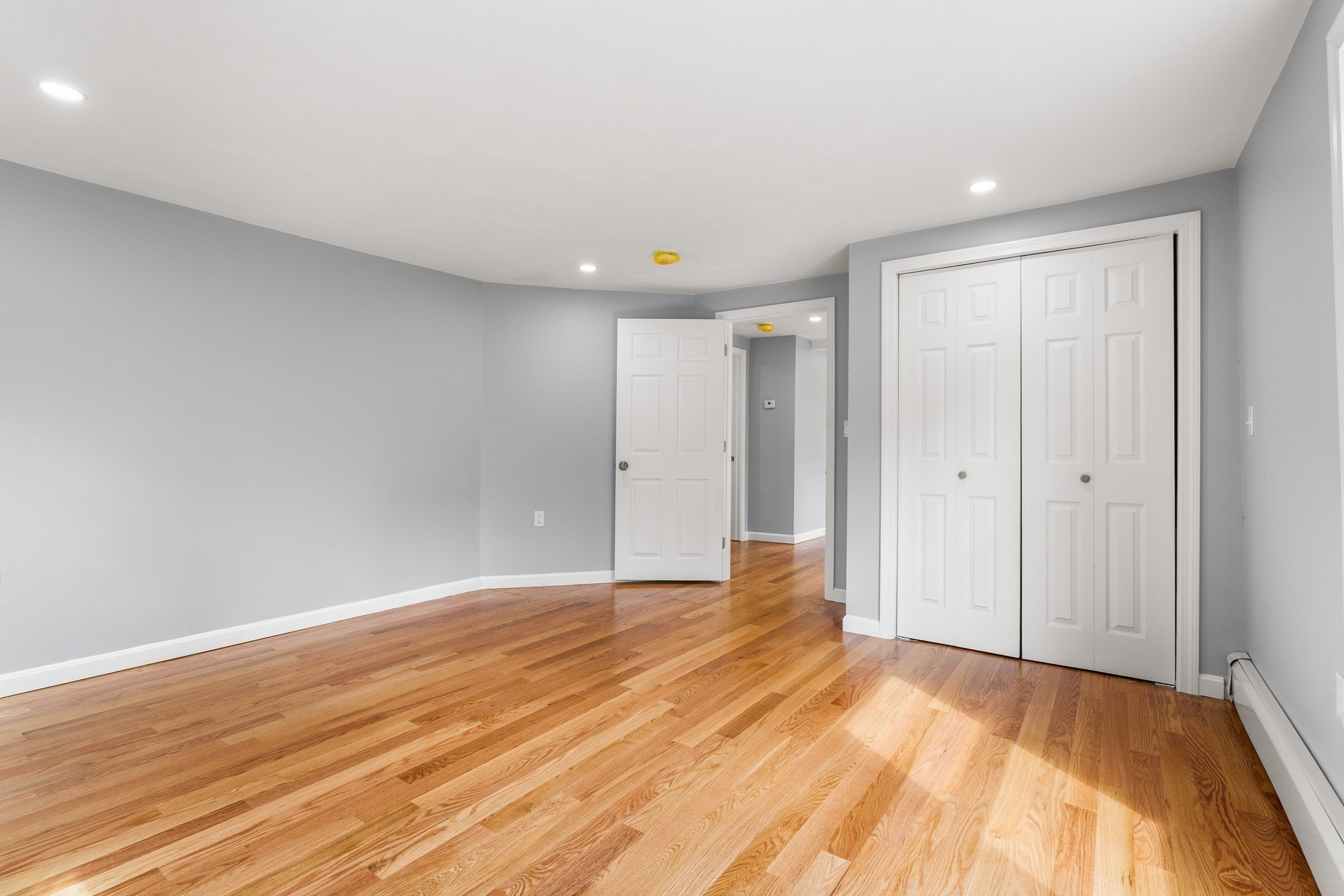 11 Lorenzo St Property Photo 6