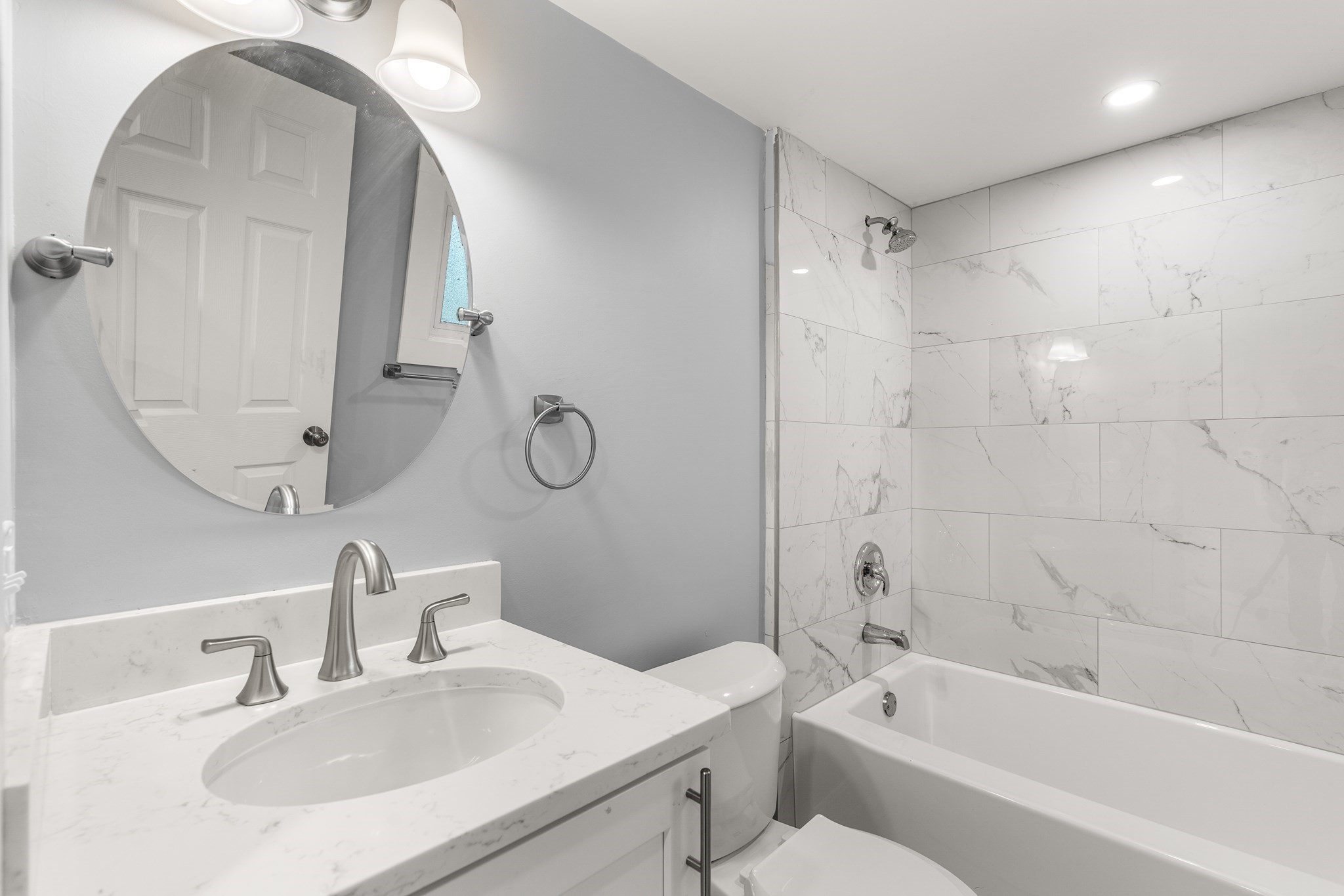 11 Lorenzo St Property Photo 24