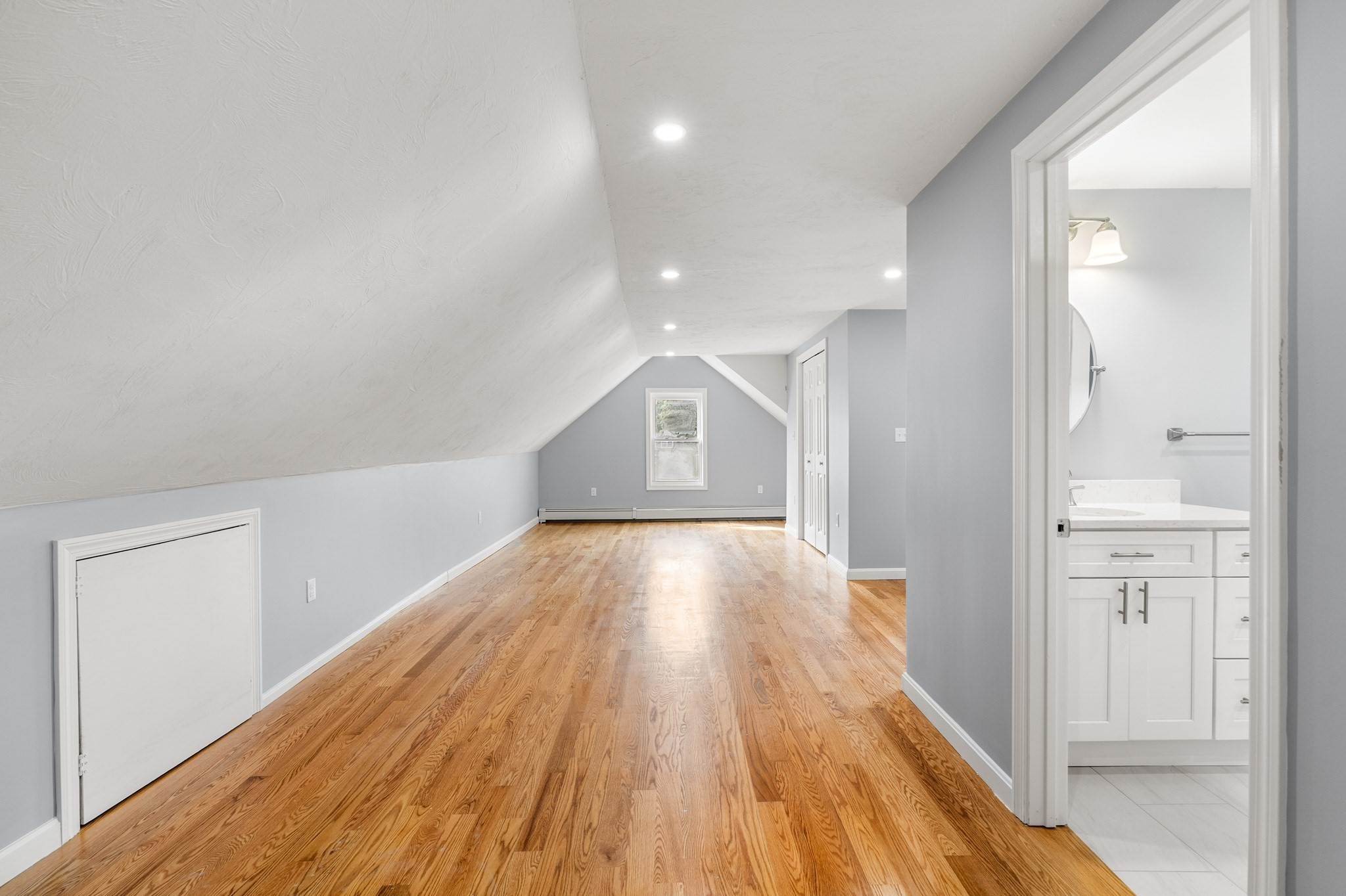 11 Lorenzo St Property Photo 30