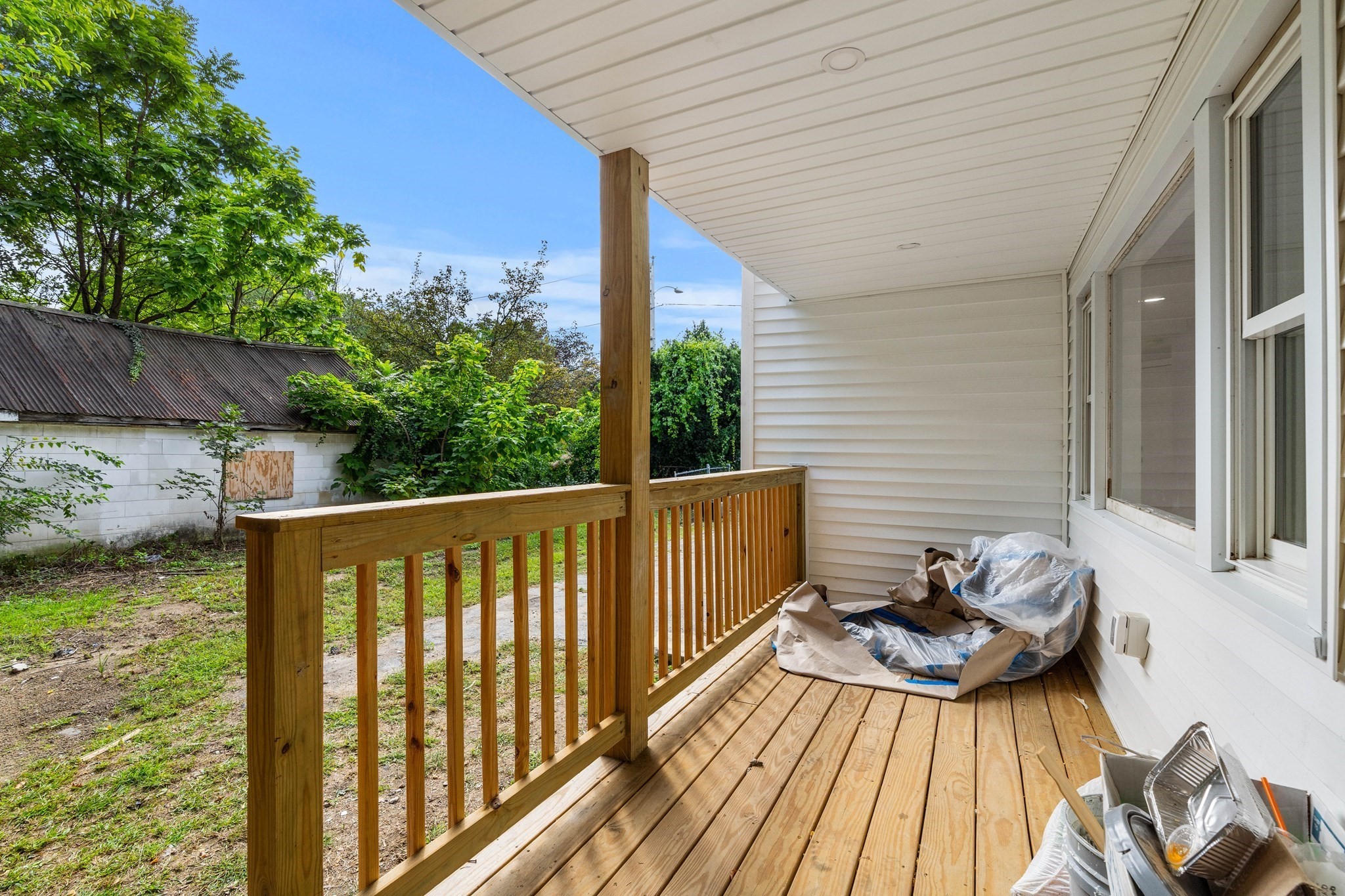 11 Lorenzo St Property Photo 37