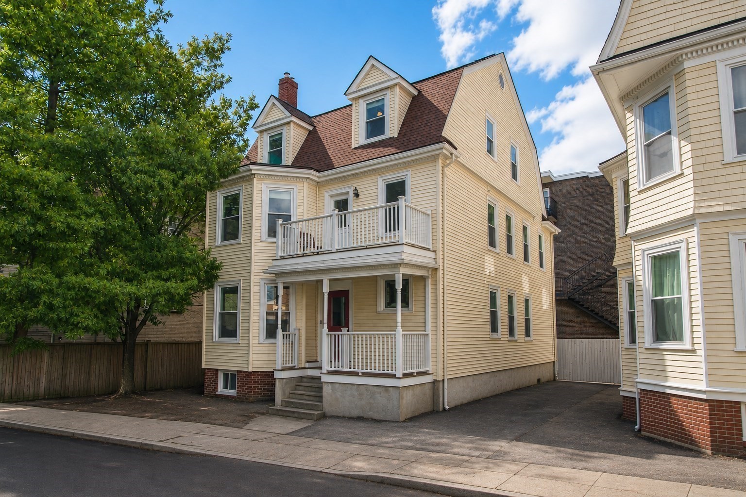 12 Saint Paul Street # 3 Property Photo 1