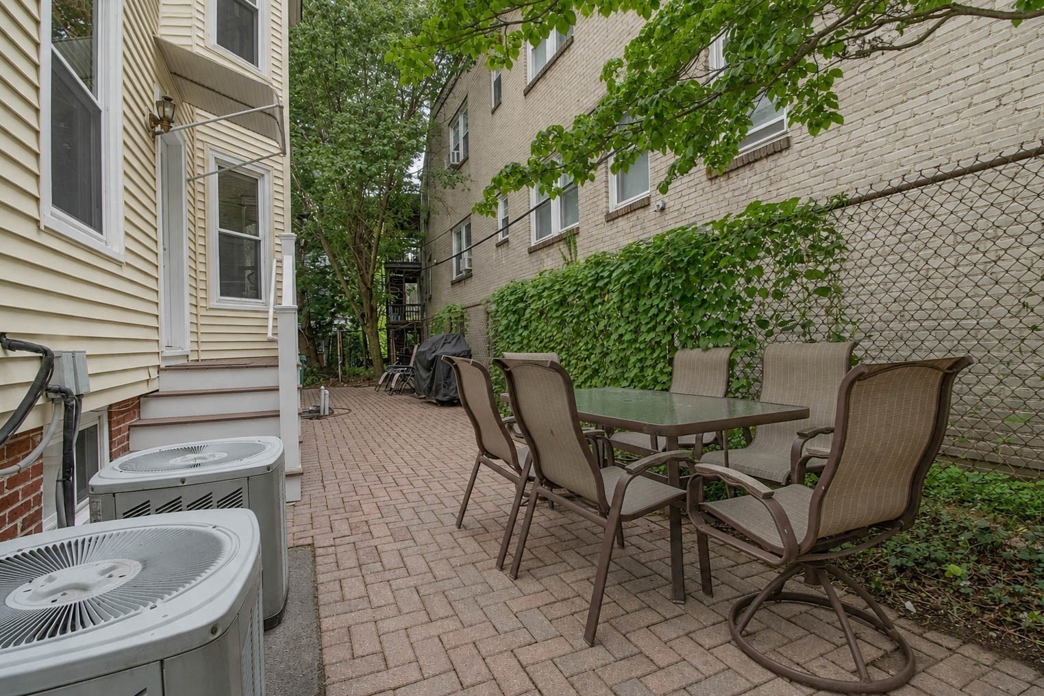 12 Saint Paul Street # 3 Property Photo 4
