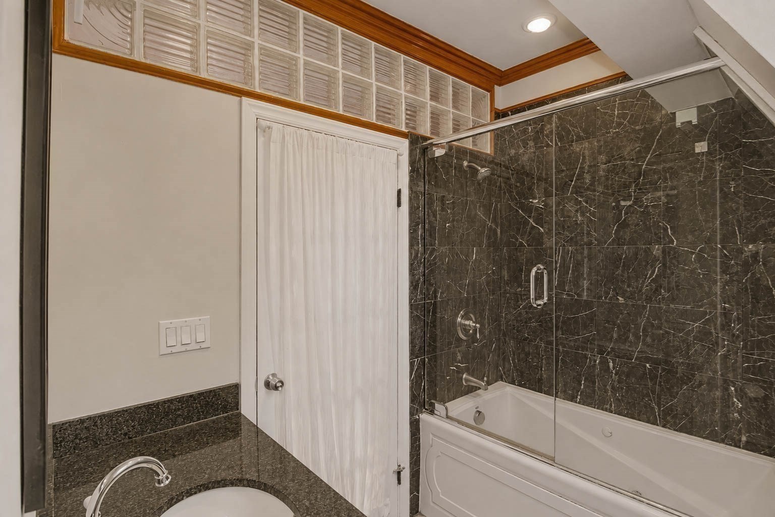 12 Saint Paul Street # 3 Property Photo 14