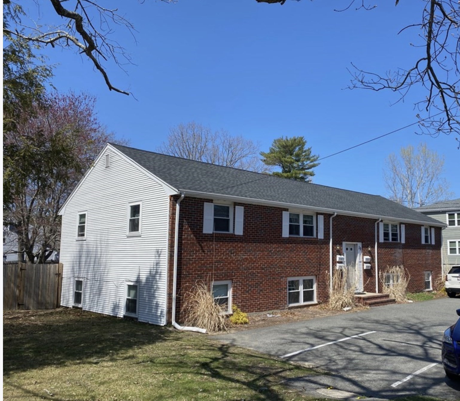 19 Anderson Ave # 3 Property Photo 1