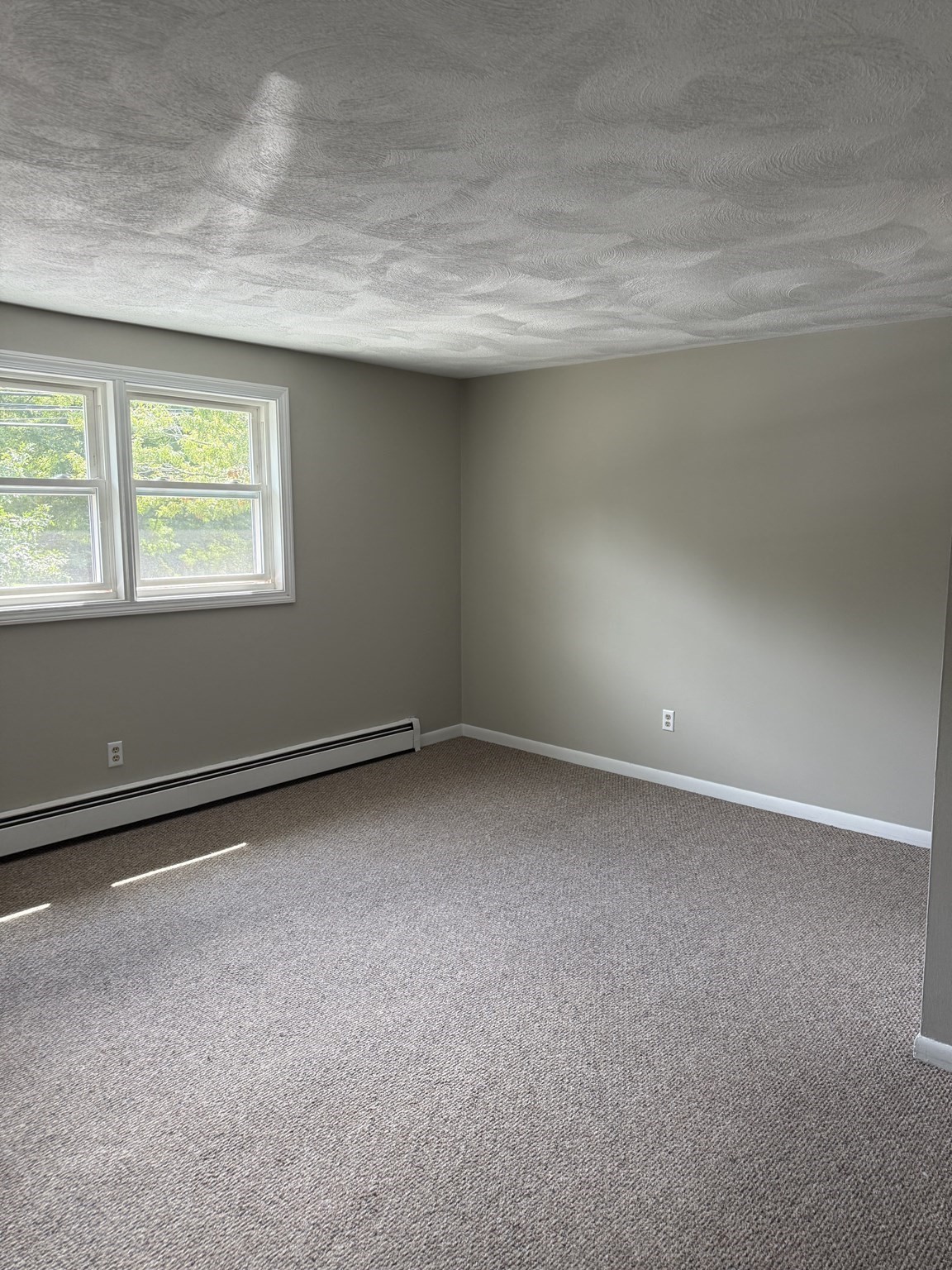 19 Anderson Ave # 3 Property Photo 3