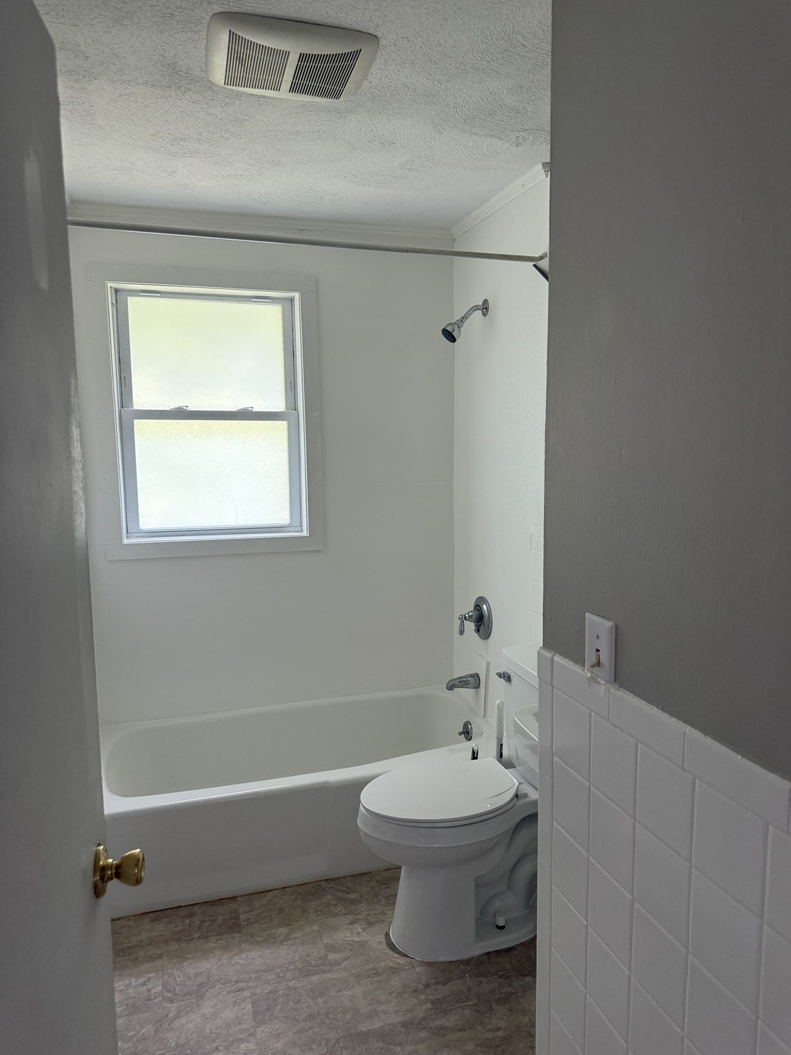 19 Anderson Ave # 3 Property Photo 8