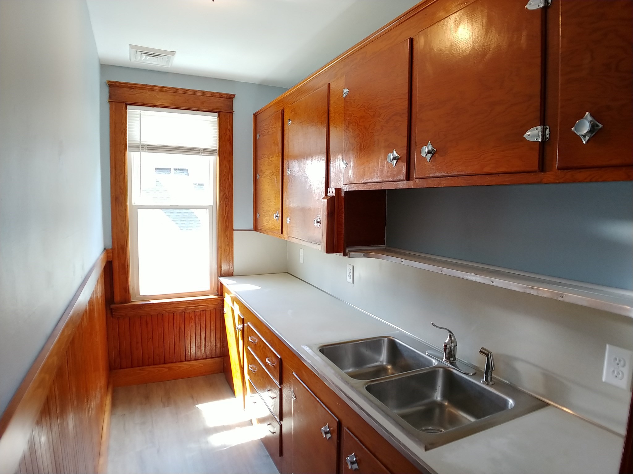 29 Halmstad St # 3 Property Photo 12