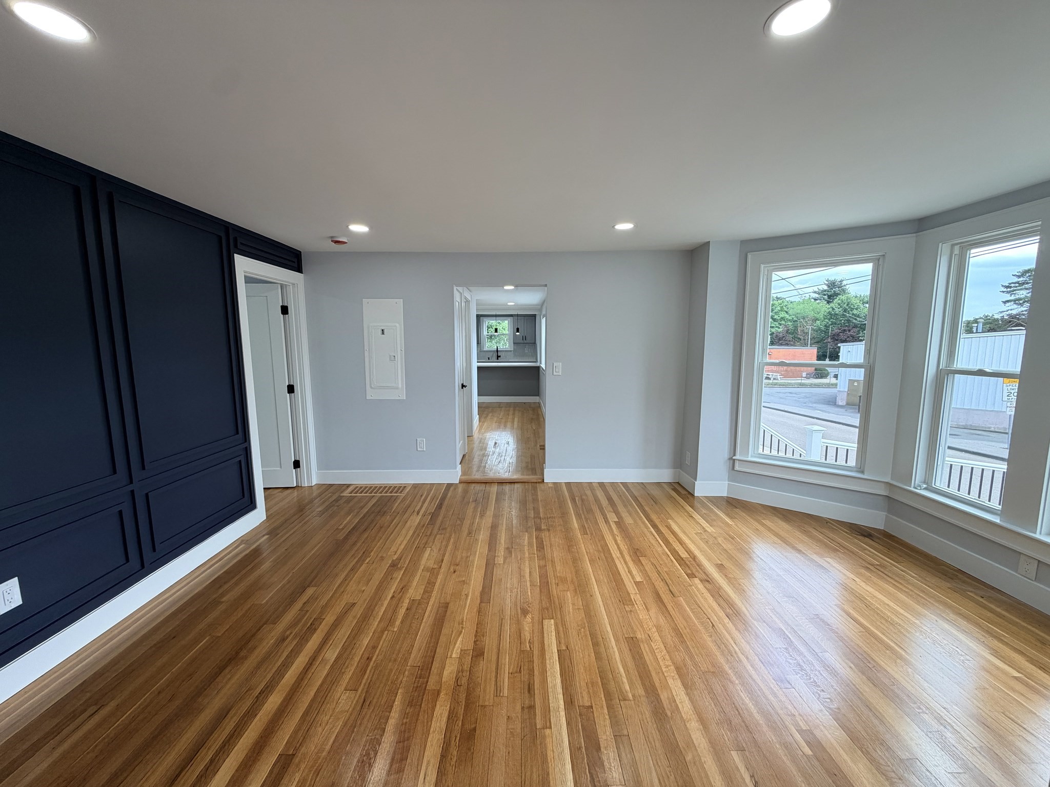 1 E Main St Property Photo 5