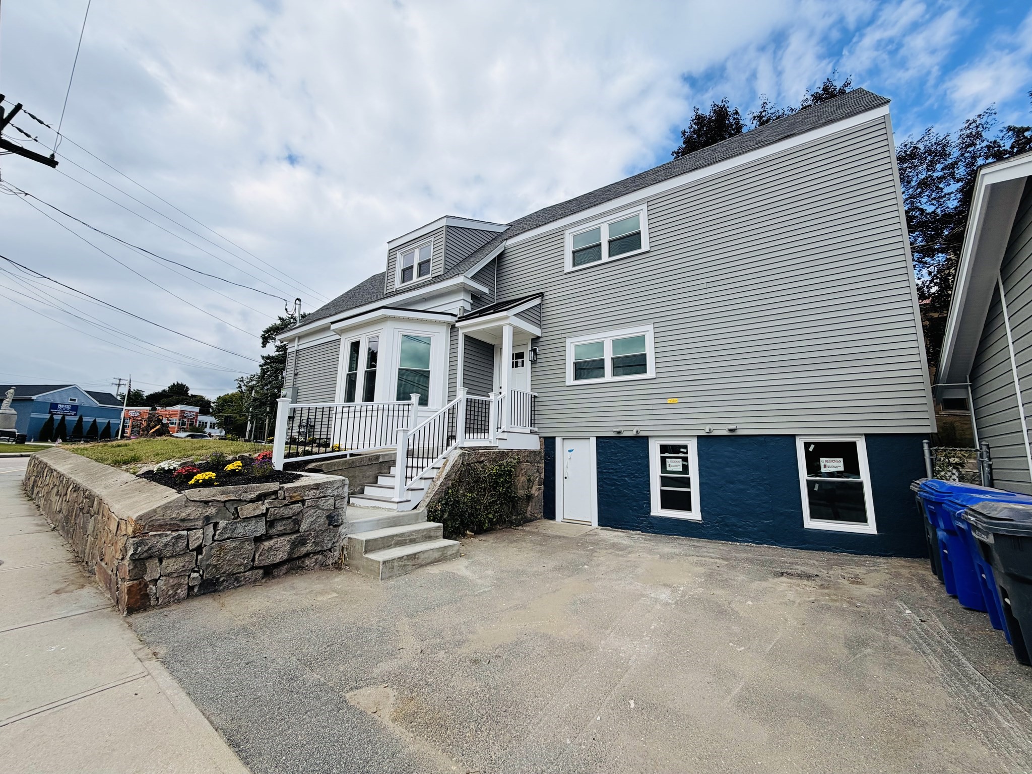 1 E Main St Property Photo 27