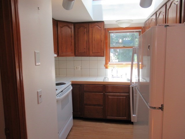 43 Pleasant Street # R2 Property Photo 9