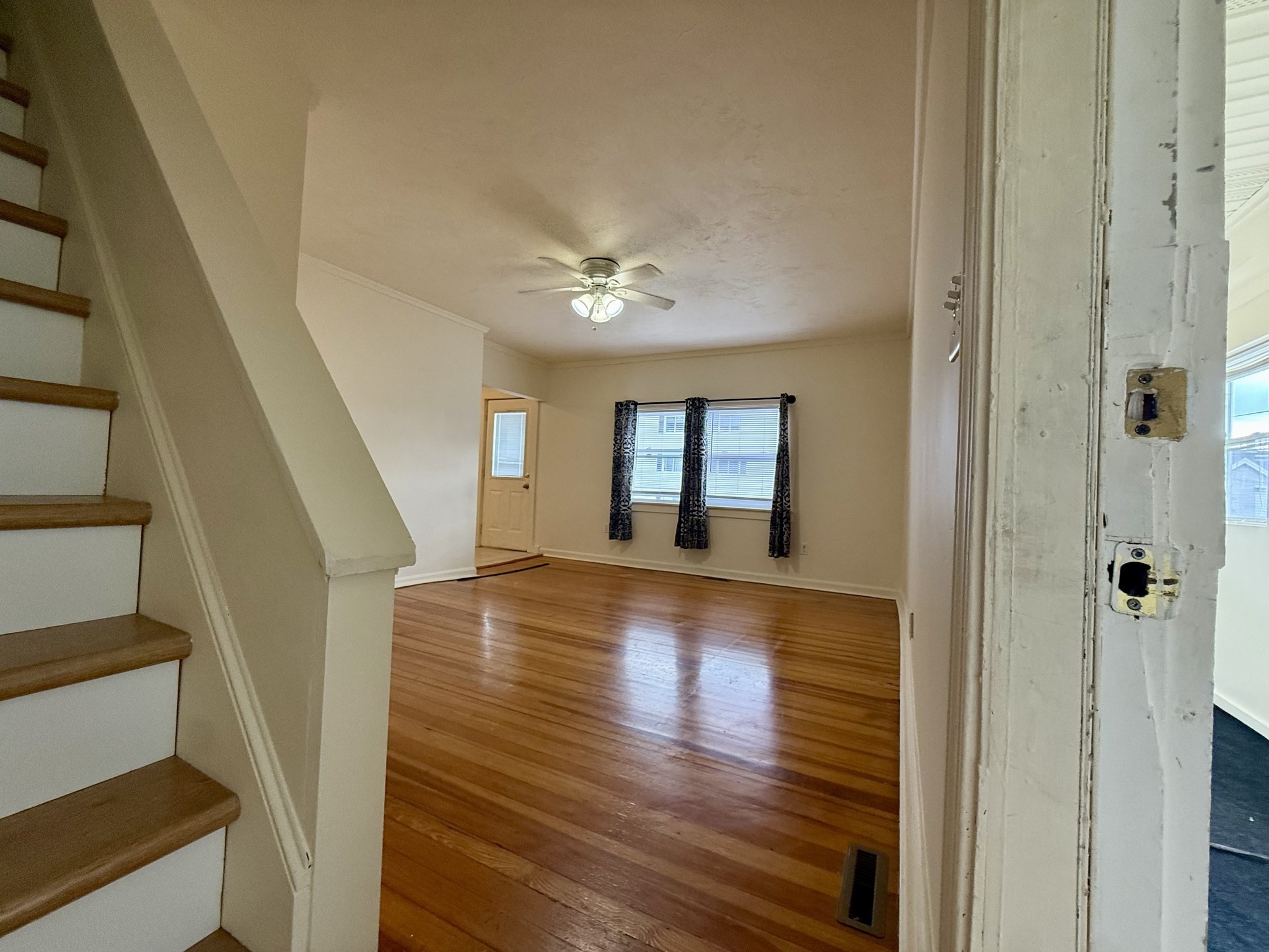 28 Fisher St # 28 Property Photo 4