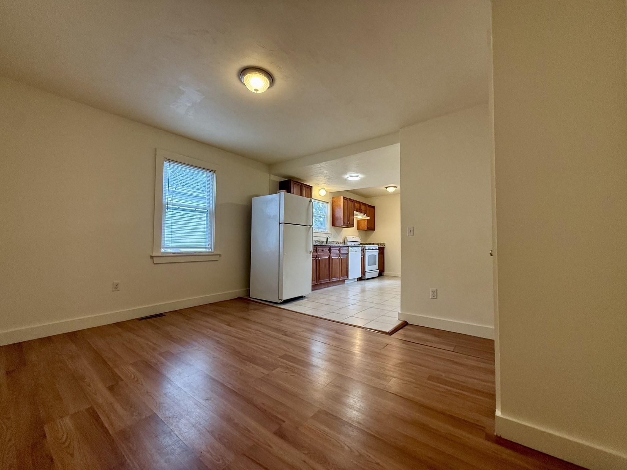 28 Fisher St # 28 Property Photo 6