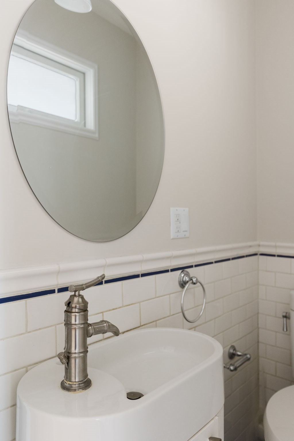 90 Raymond Property Photo 8